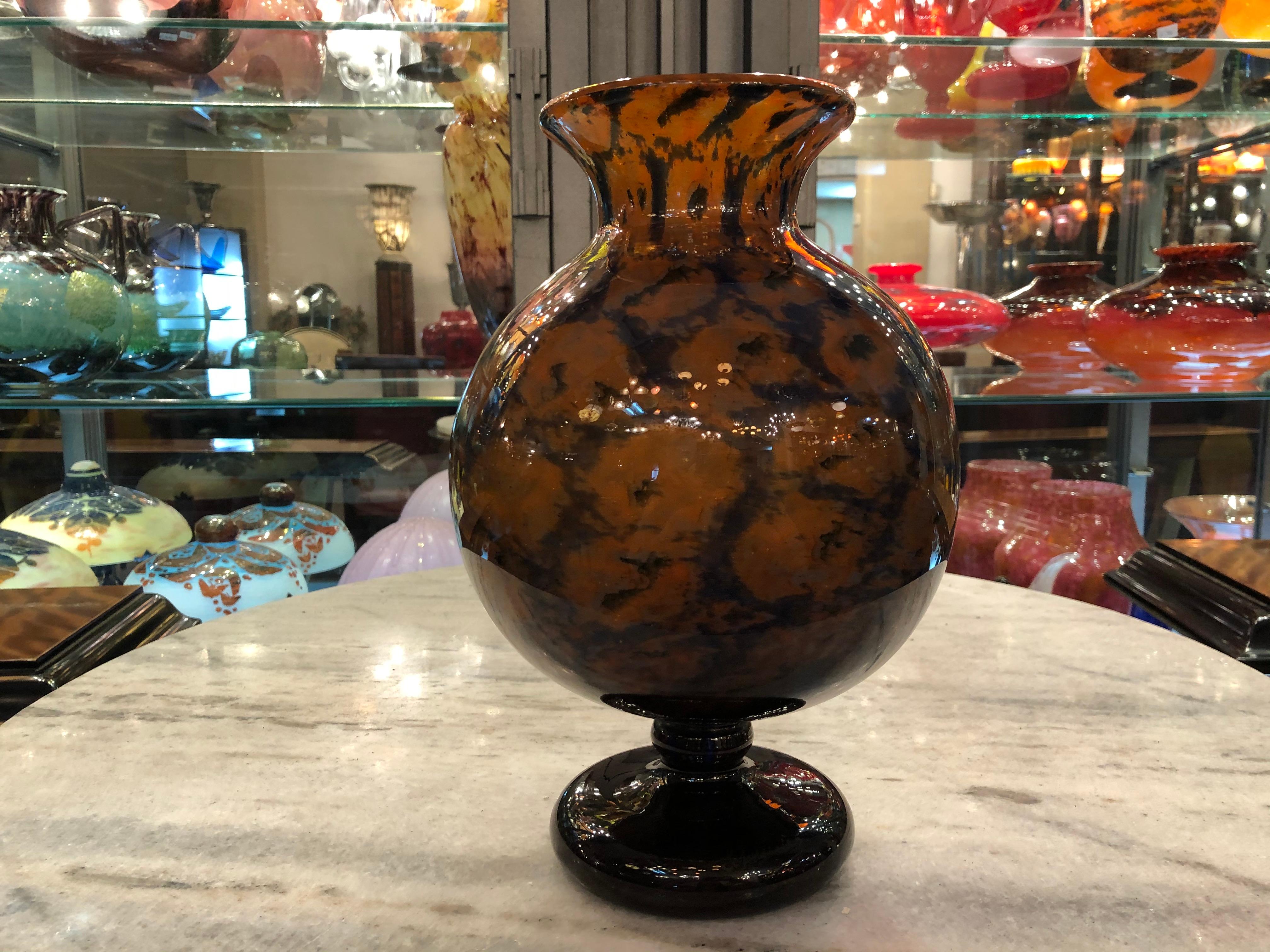 Art Glass Vase Sign: Schneider France, with application, 1922, Style: Art Deco For Sale