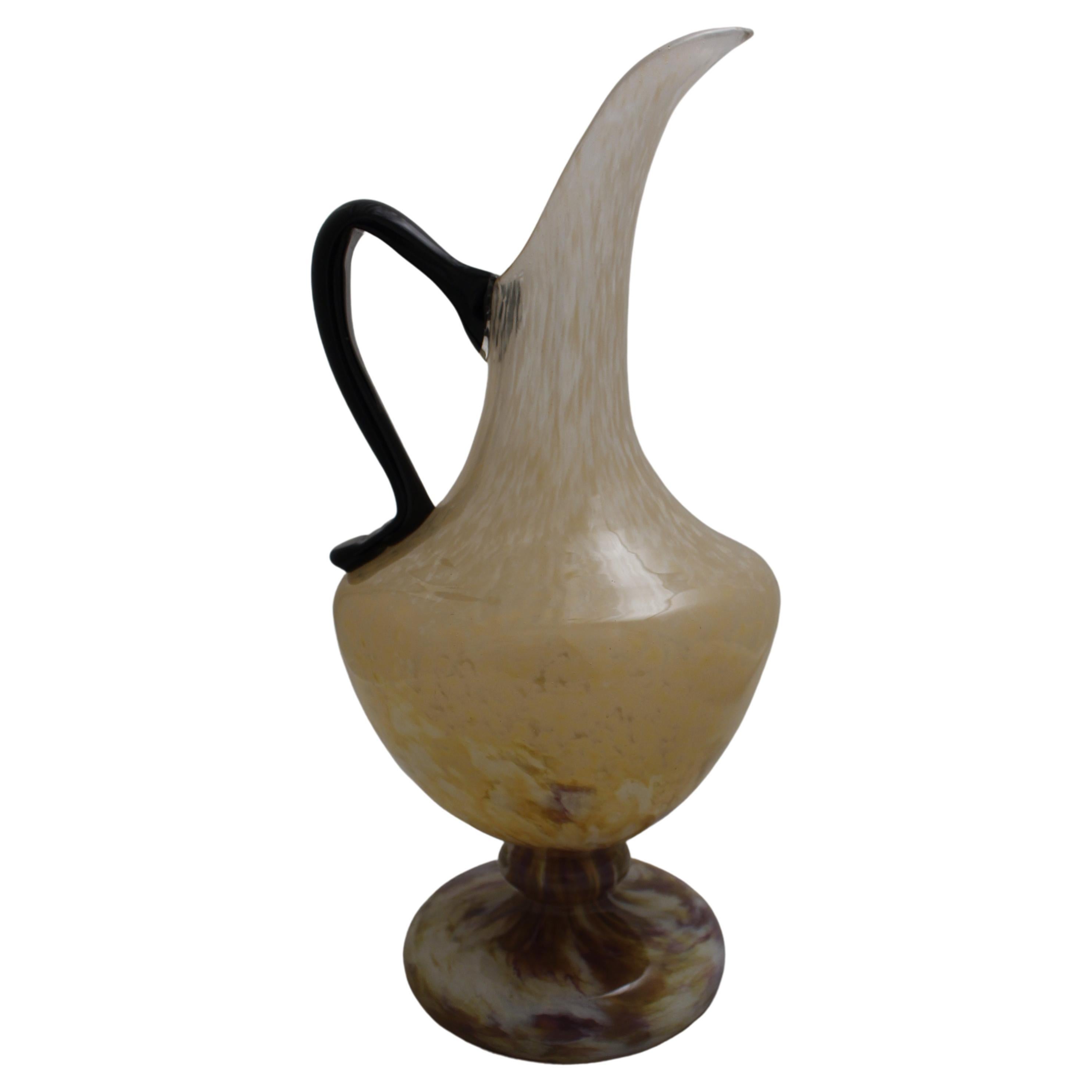 Signe du vase : Schneider France avec application, 1922, France  Décoration en jade 