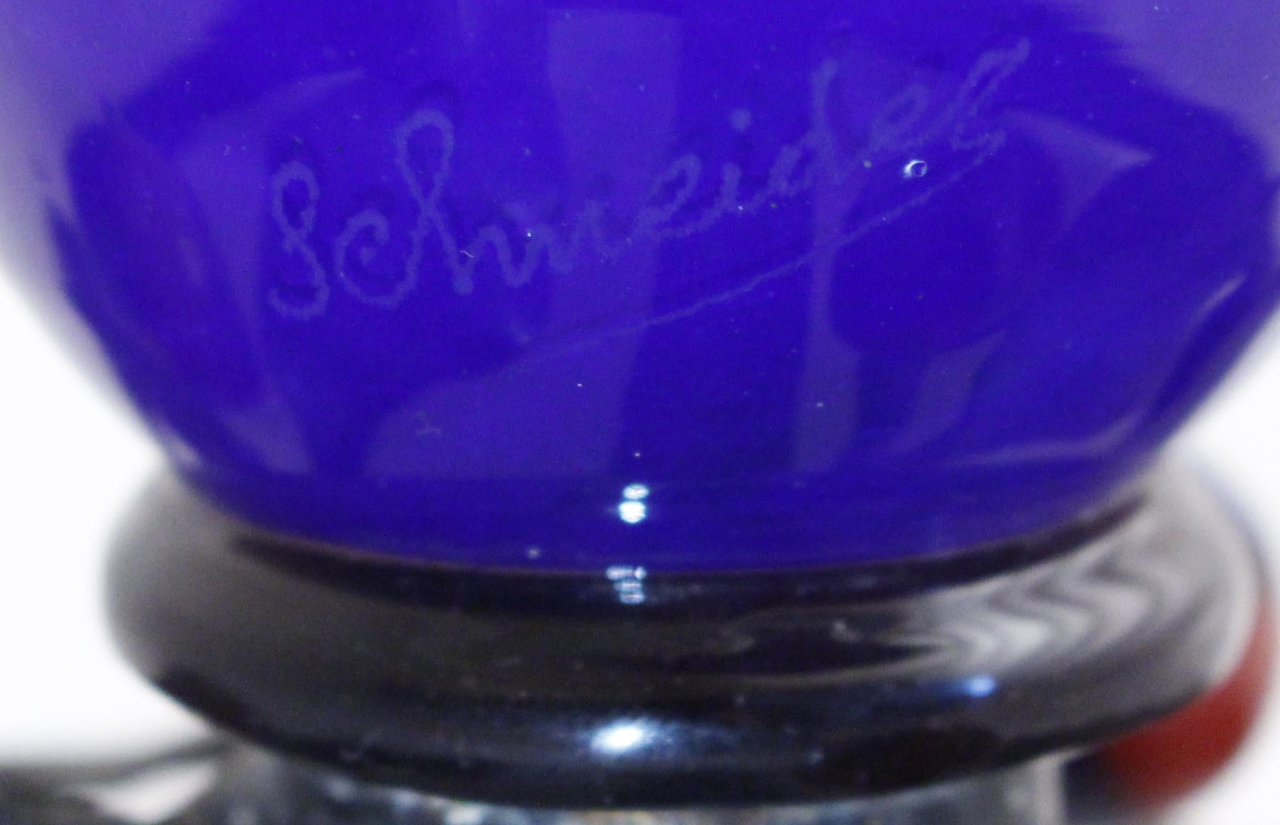 Early 20th Century Vase Sign: Schneider with application, 1923, France, (Jade Decoration), Art Deco For Sale