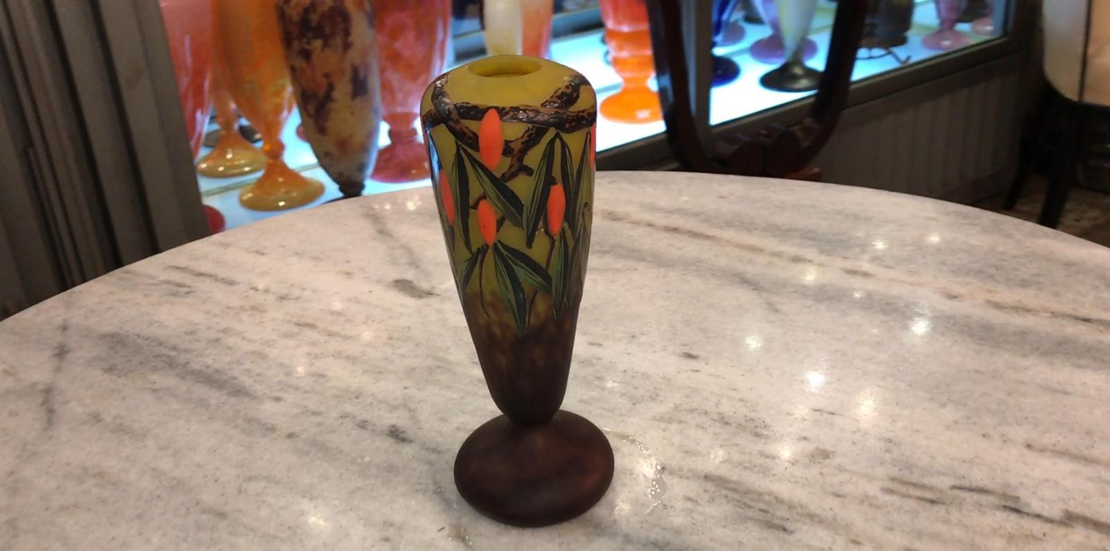 Vase Sign: Schneider, with enamel, 1920, Style: Art Deco, (Design: Arbousiers) For Sale 8