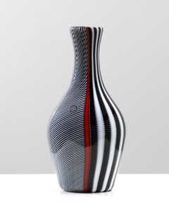 Vase "Smoking" conçu par Gianni Versace pour Venini Murano, Italie