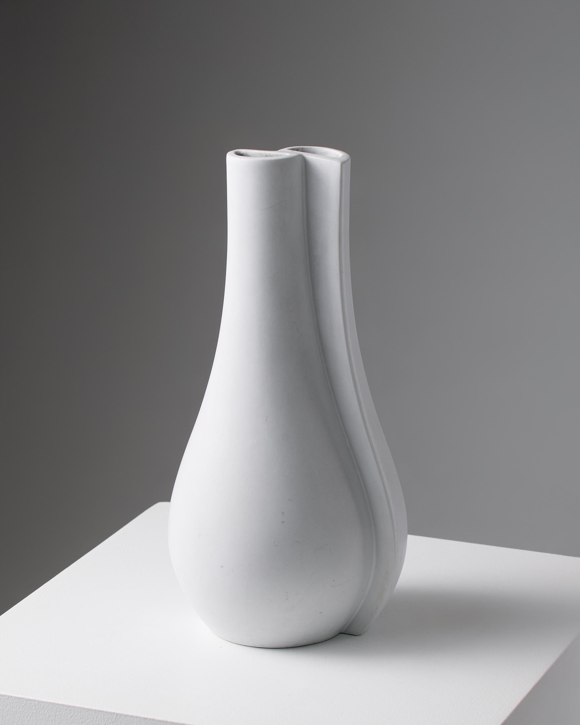 Metà XX secolo Vaso 'Surrea' di Wilhelm Kåge per Gustavsberg Svezia, anni '40 in vendita