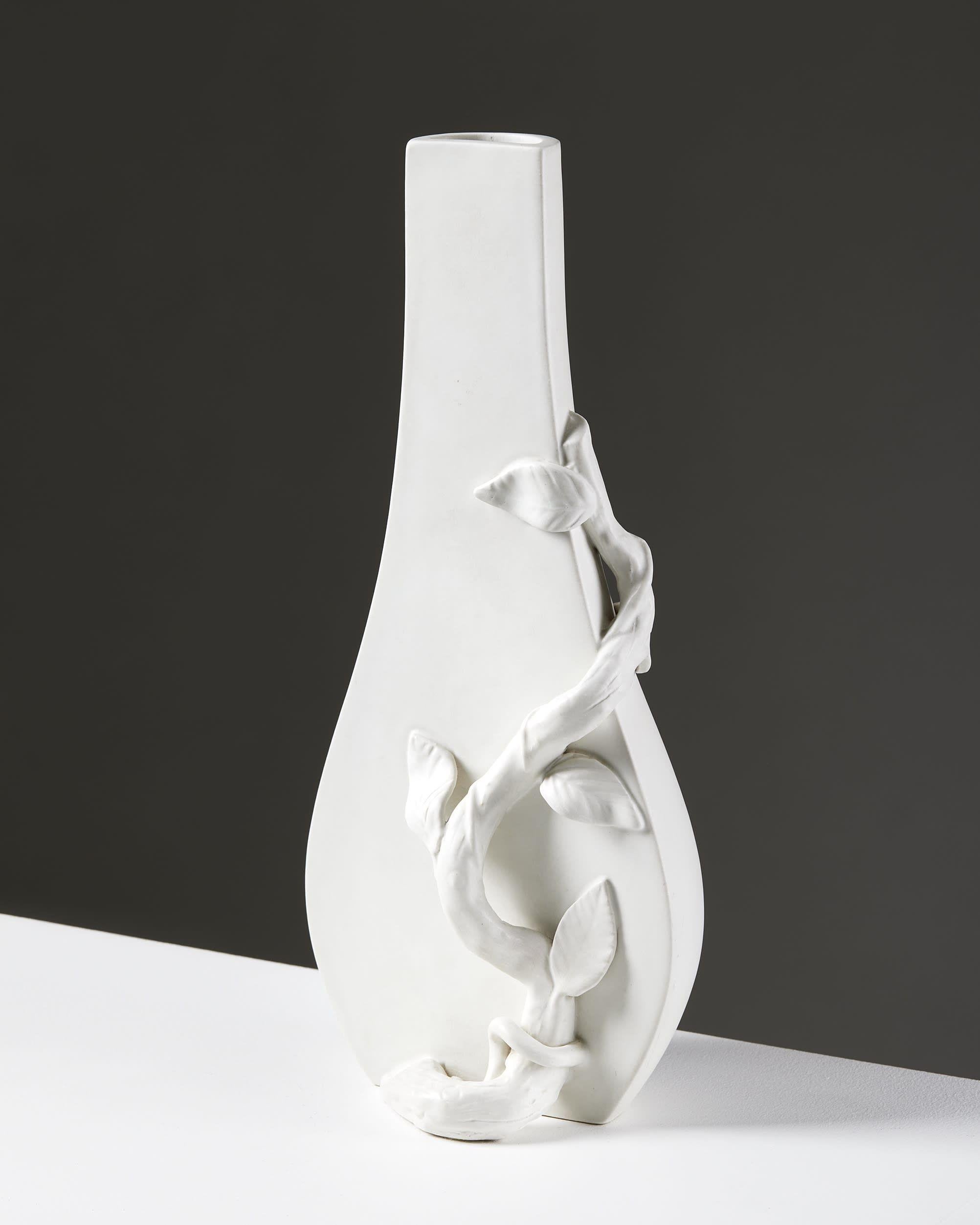 Mid-20th Century Vase ‘Surrea’ designed by Wilhelm Kåge for Gustavsberg Sweden, 1930s For Sale