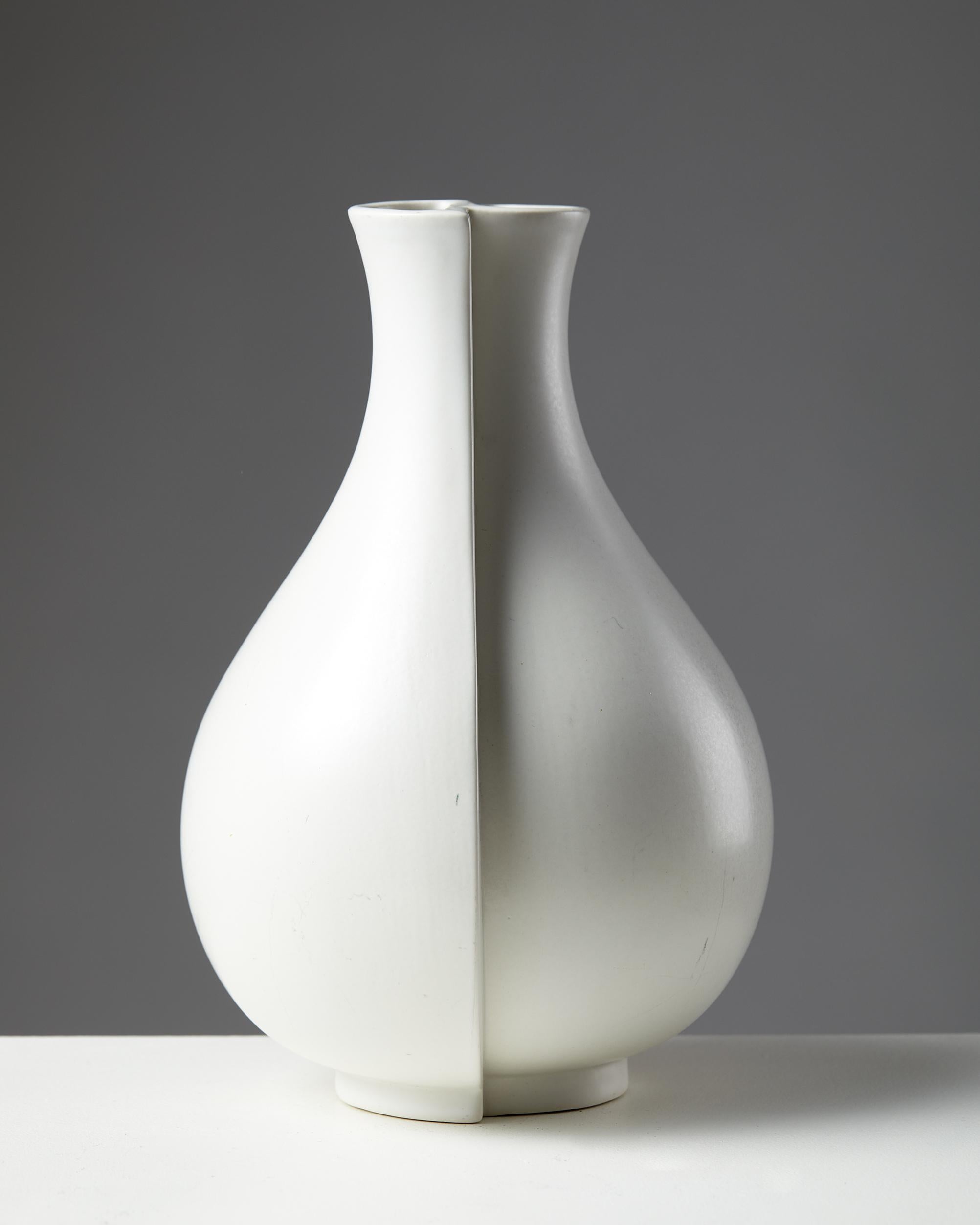 20th Century Vase “Surrea” Designed by Wilhem Kåge for Gustavsberg, Sweden, 1950s For Sale