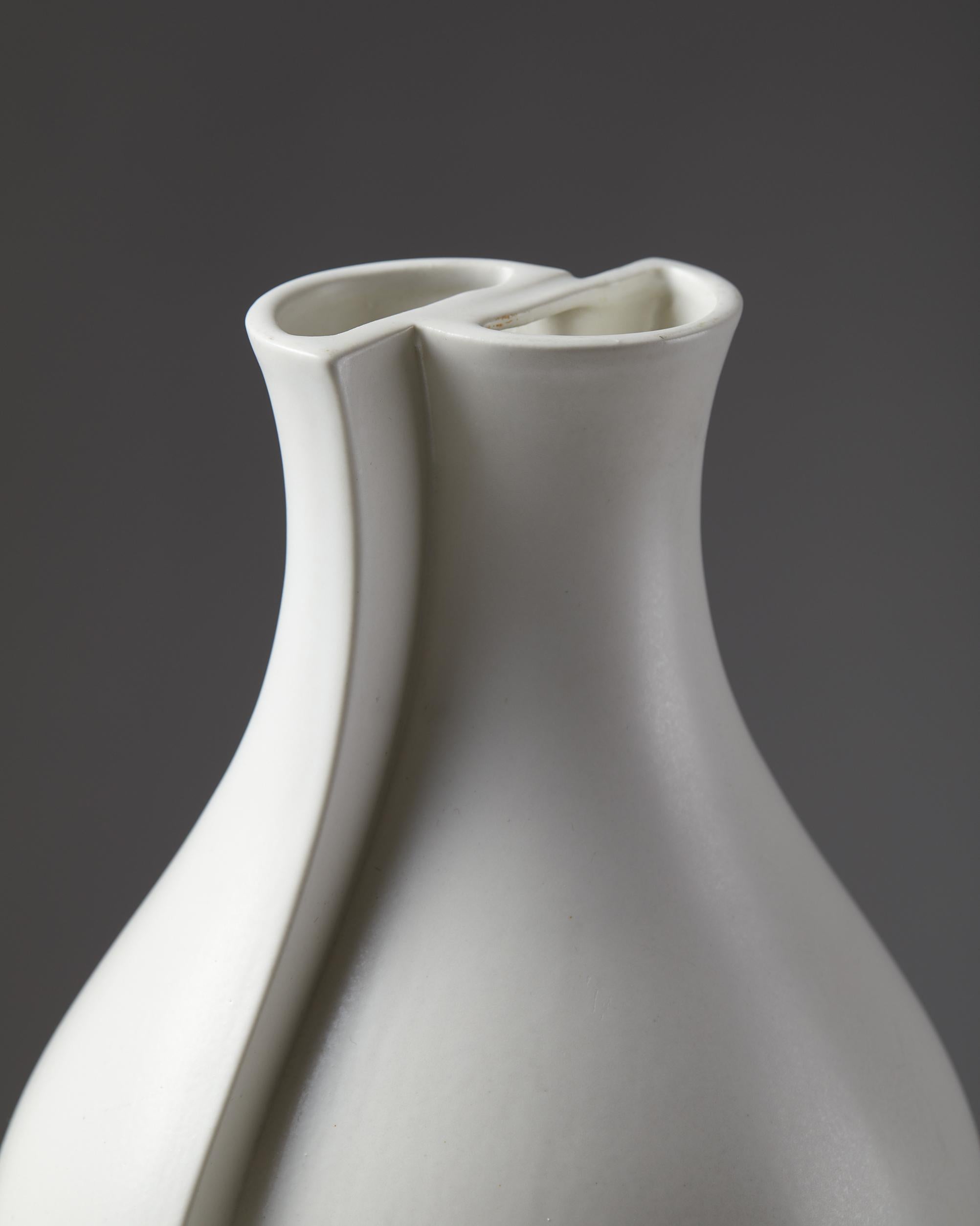 Stoneware Vase “Surrea” Designed by Wilhem Kåge for Gustavsberg, Sweden, 1950s For Sale