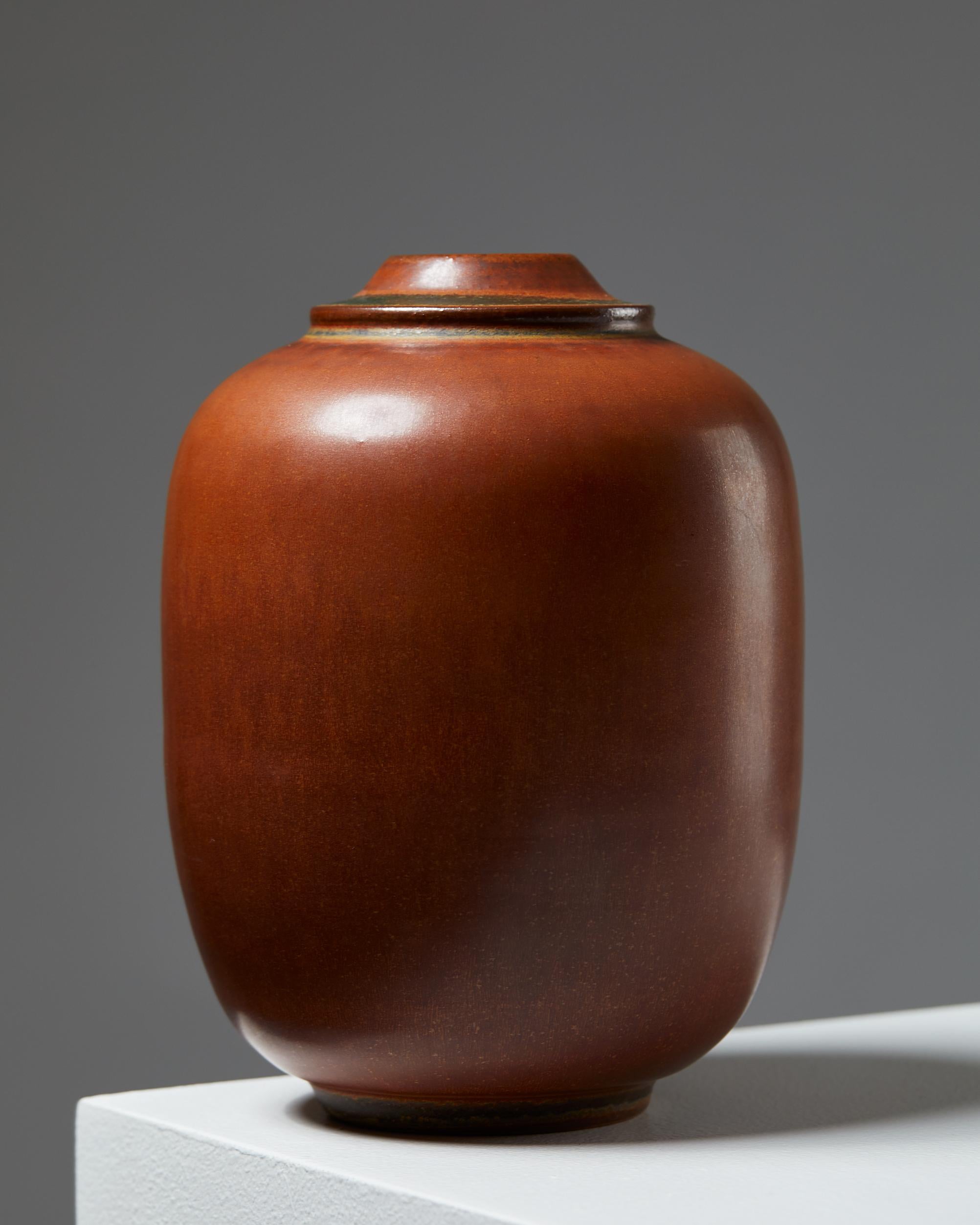 Scandinavian Modern Vase ‘Tobo’ designed by Erich and Ingrid Triller, Sweden, 1950s