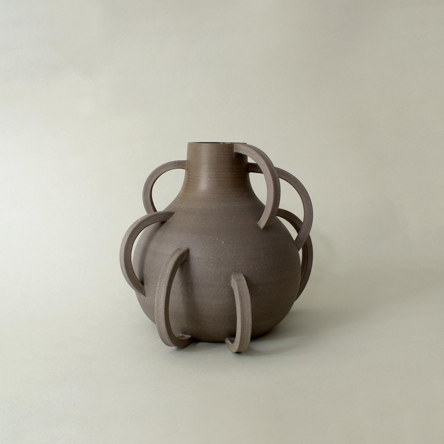 German Vase V10-4-14 by Roni Feiten For Sale
