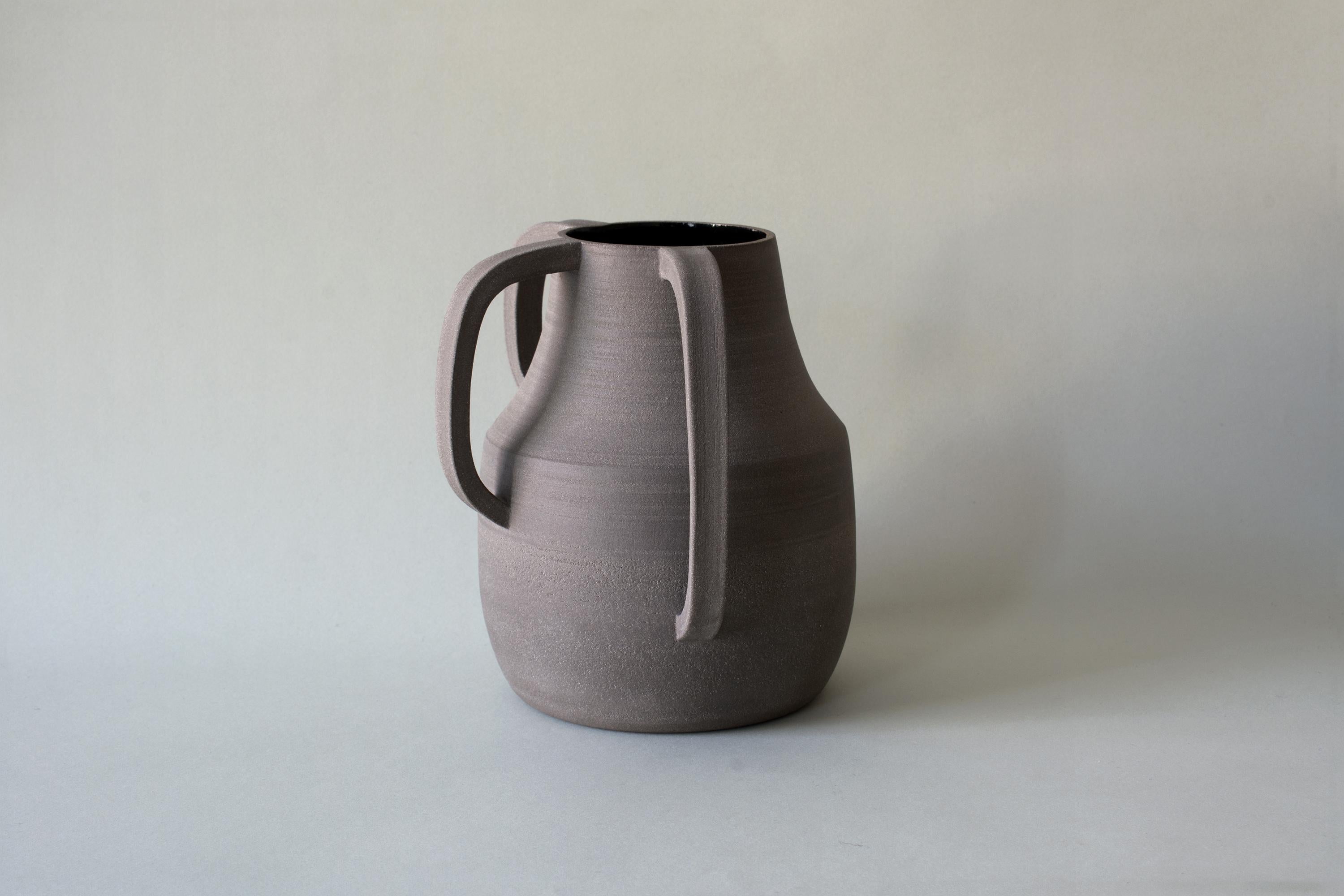 German Vase V3-6-14 by Roni Feiten