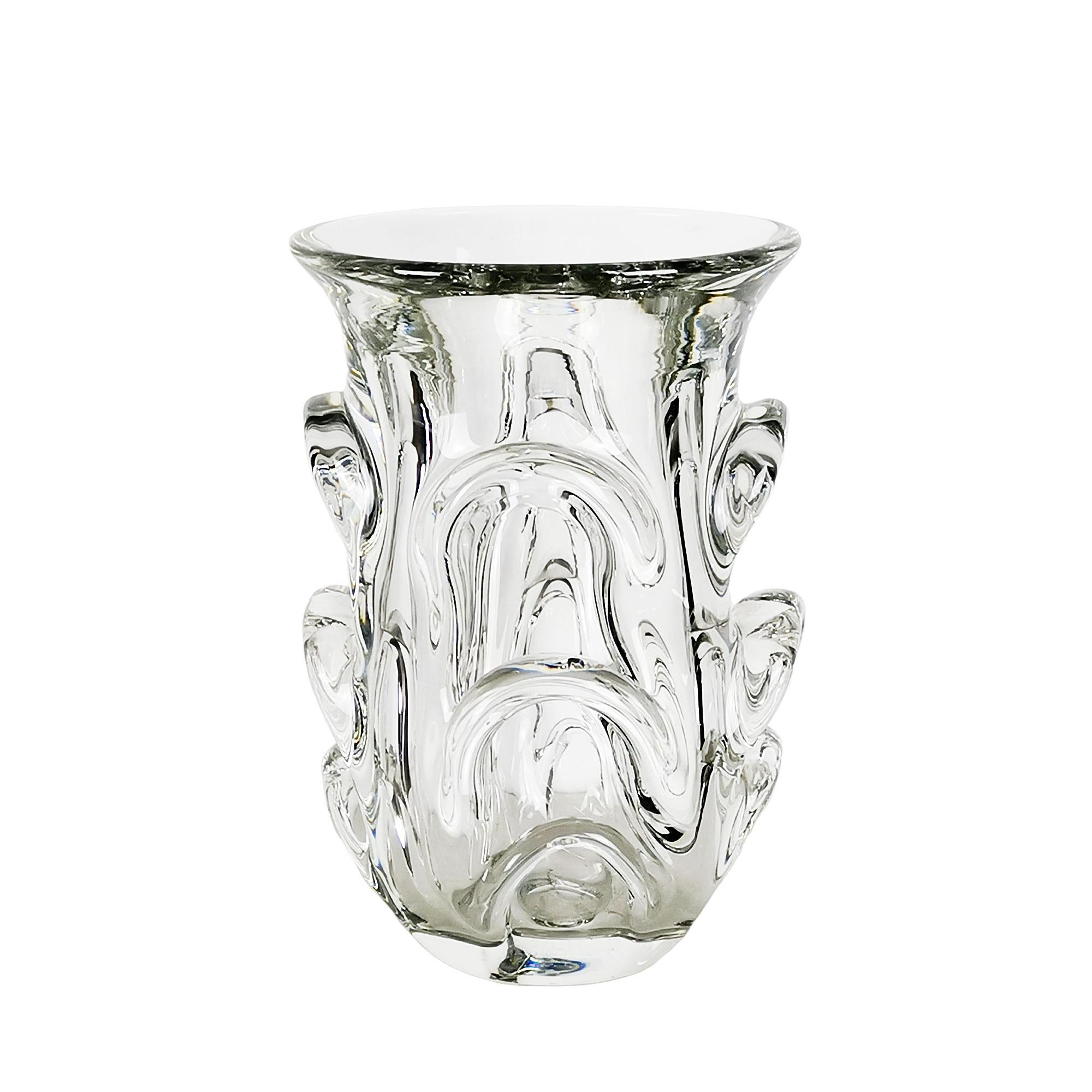 Grande vaso di cristallo lavorato a pinze.

Design: Antonio Bon per Val Saint Lambert.

Belgio, Liegi, 1950 circa.