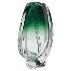 Vase Val St Lambert en cristal vert forme ovoïde Belgique Vintage 20siècle
