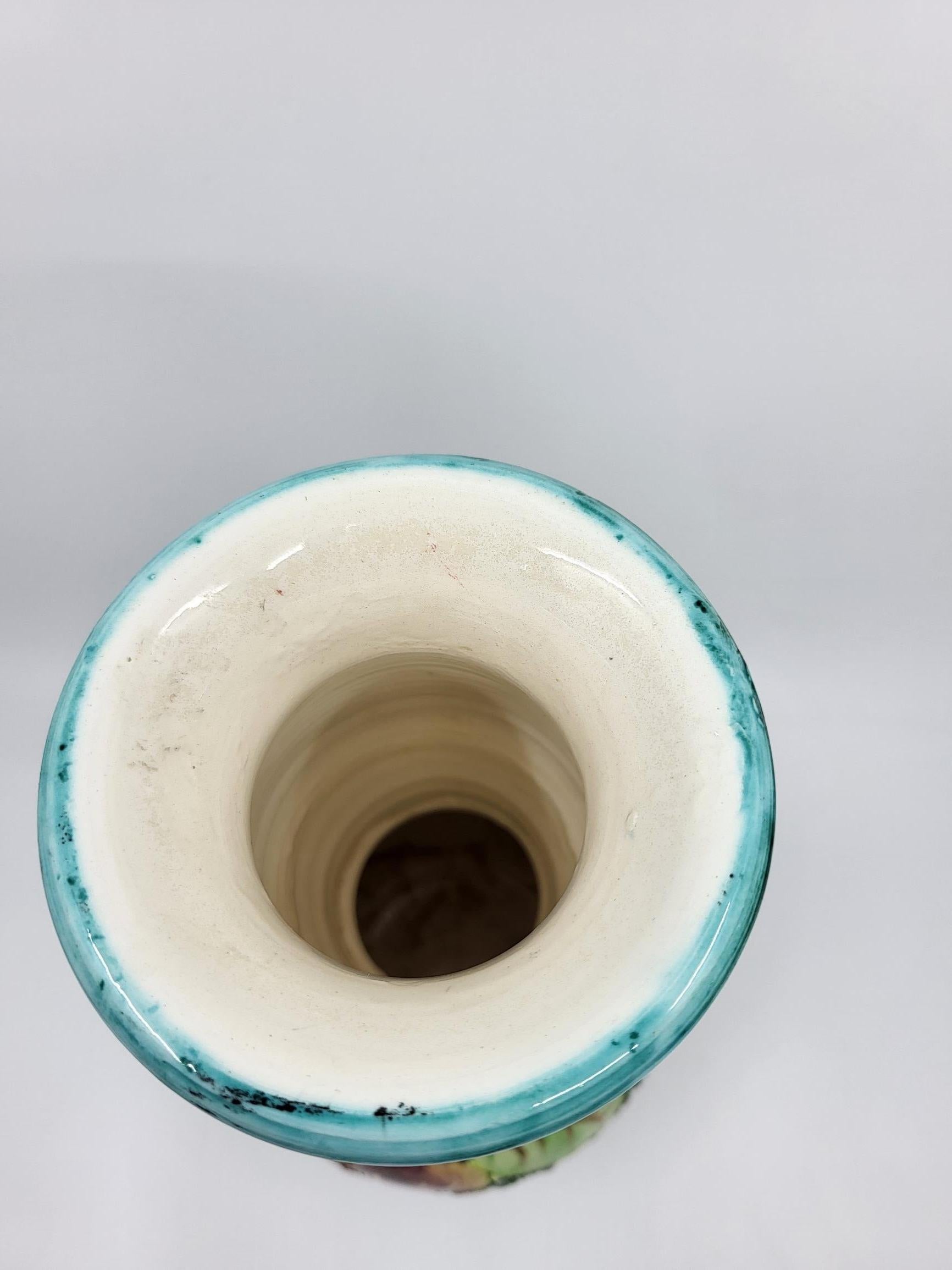 Vase Vallauris en céramique Français décor  à l'or fin Côte-d'Azur 1960 Vintage In Good Condition For Sale In London, England