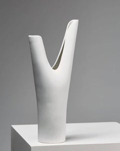Stoneware Vase “Veckla” Designed by Stig Lindberg for Gustavsberg, Sweden, 1940s