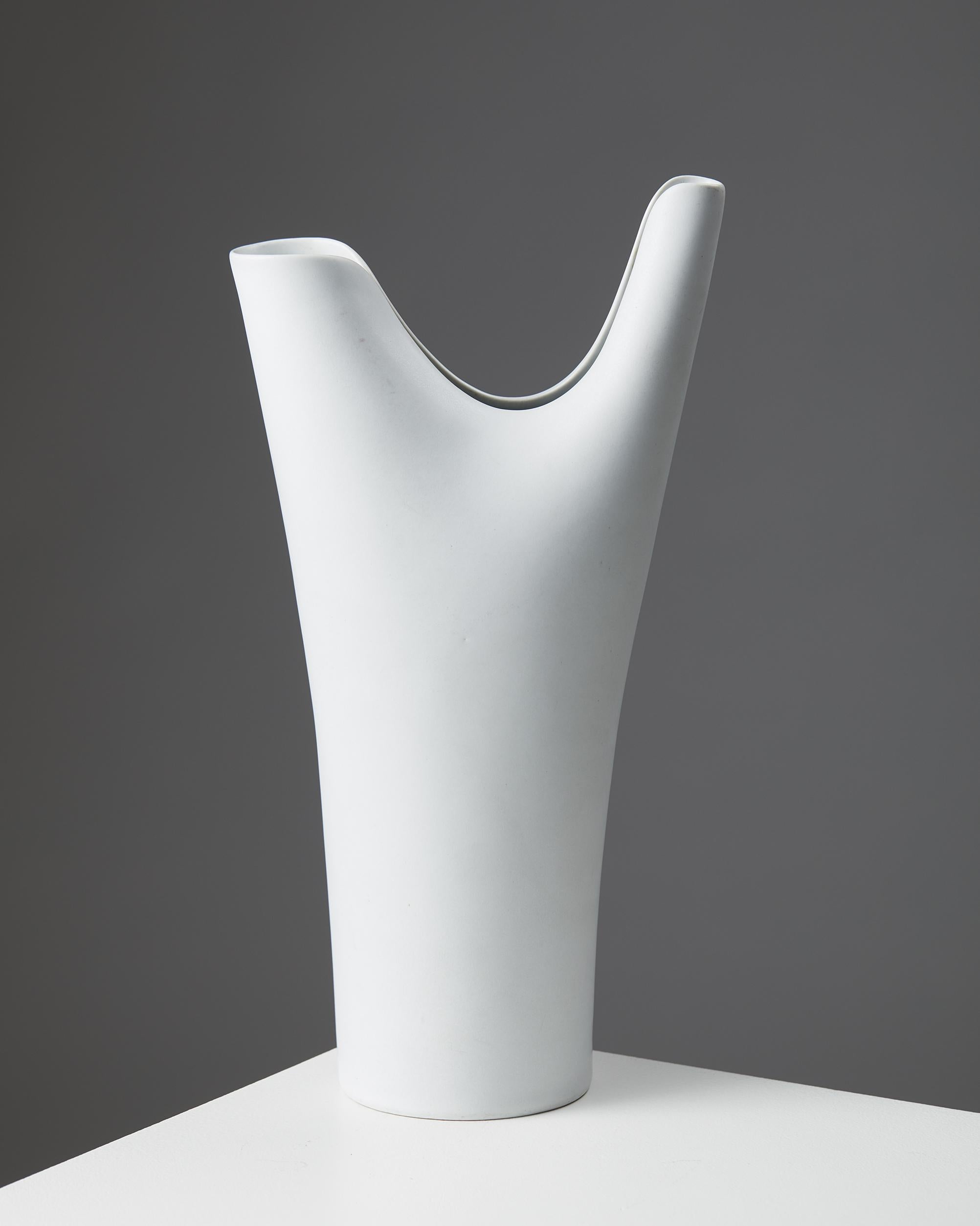 Mid-Century Modern Vase “Veckla” Designed by Stig Lindberg for Gustavsberg, Sweden, 1940s For Sale