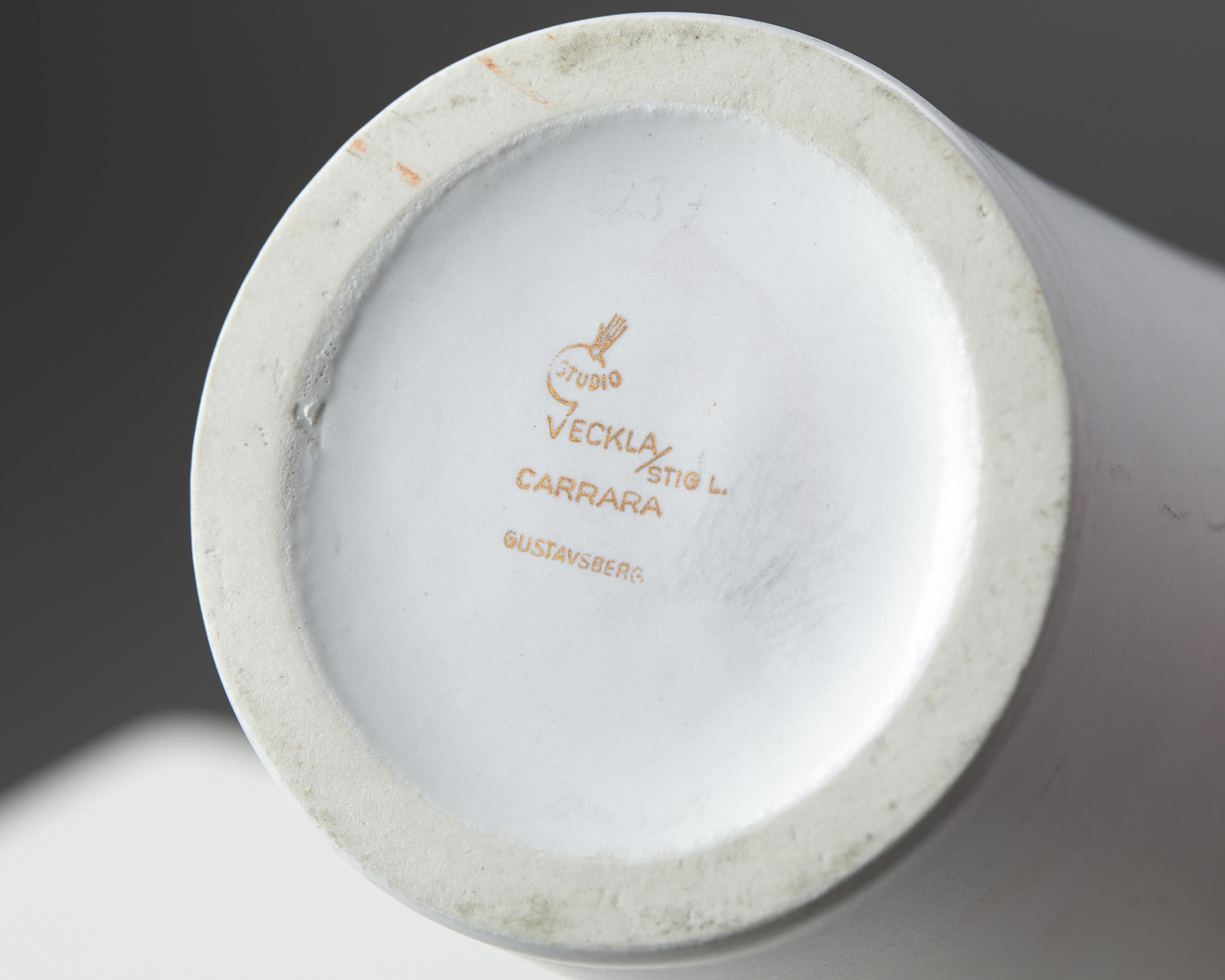 Ceramic Vase “Veckla” Designed by Stig Lindberg for Gustavsberg, Sweden, 1940s For Sale
