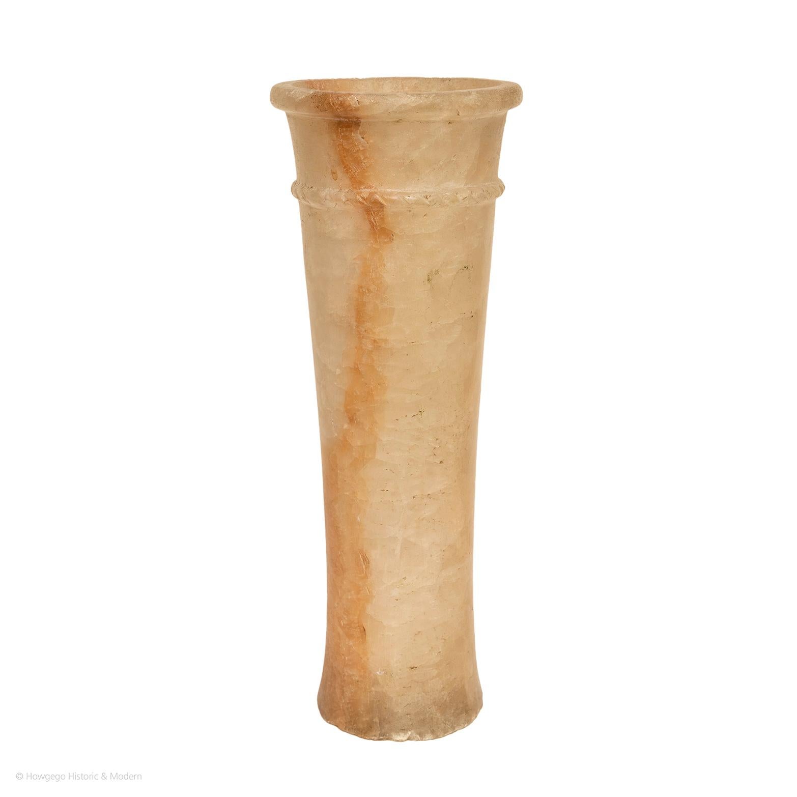 Beautiful translucent figuring 
Cylindrical tapering form with rope border
Egypt

Provenance Drue Heink Collection sold christies lot 166, C jork/ corr
Measures: diameter 15cm., 6