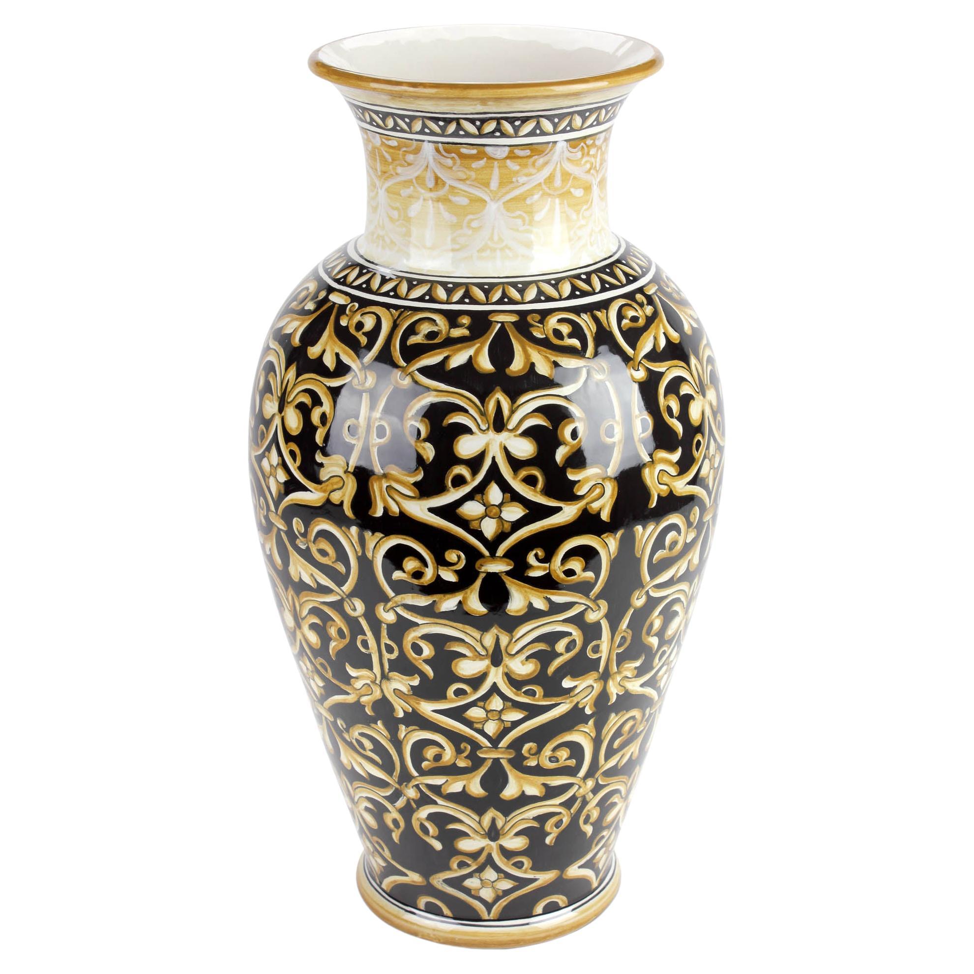 Vase Vessel Majolique Damas Renaissance Noir Jaune Peint à la main Italie Deruta en vente