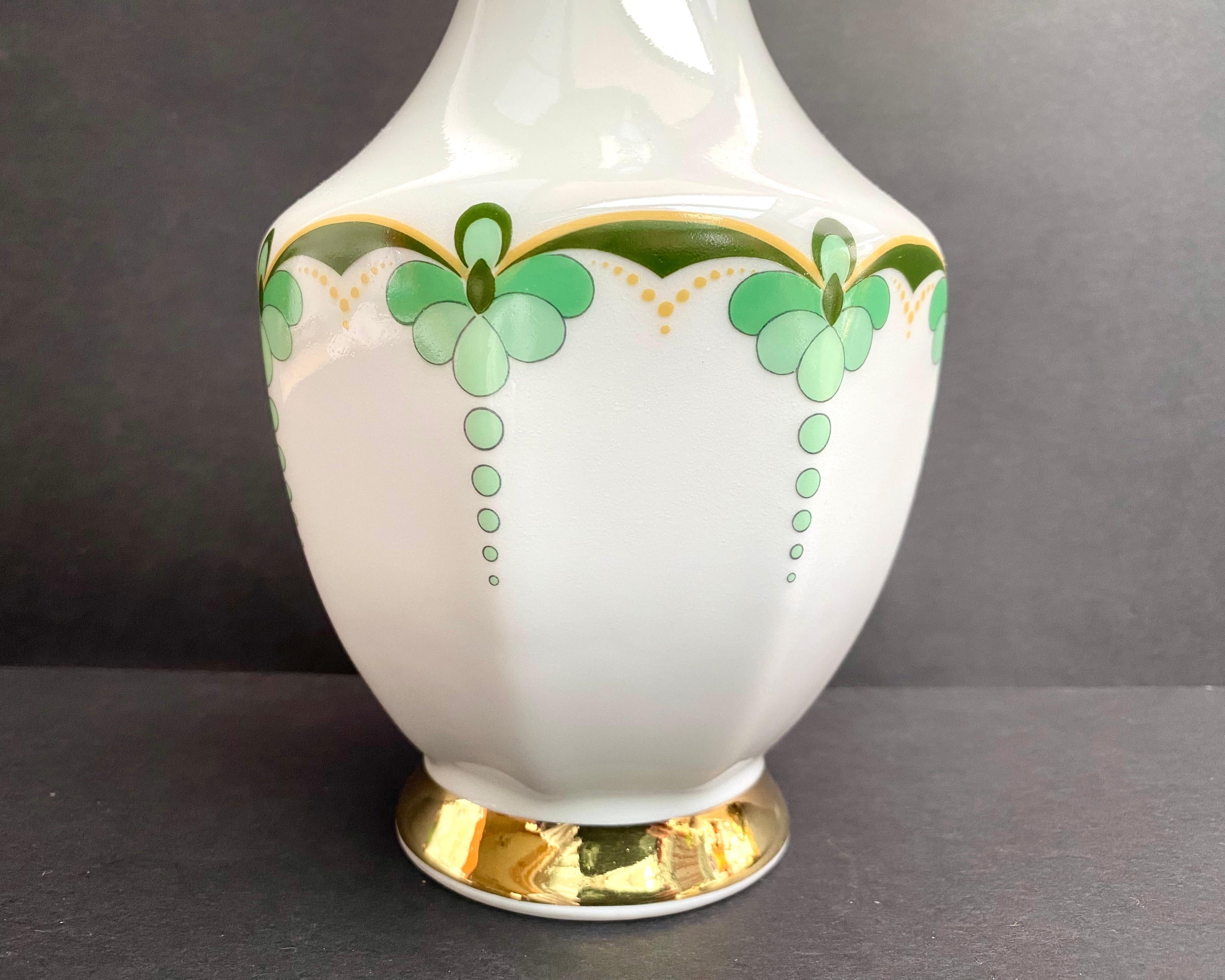 Vase Vintage Vohenstrauss Johann Seltmann Bavaria Porcelain, 1970s In Excellent Condition For Sale In Bastogne, BE