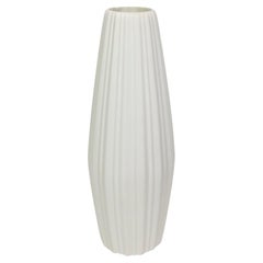 Vase White Porcelain Heinrich, H&Co Selb Bavaria, Germany 