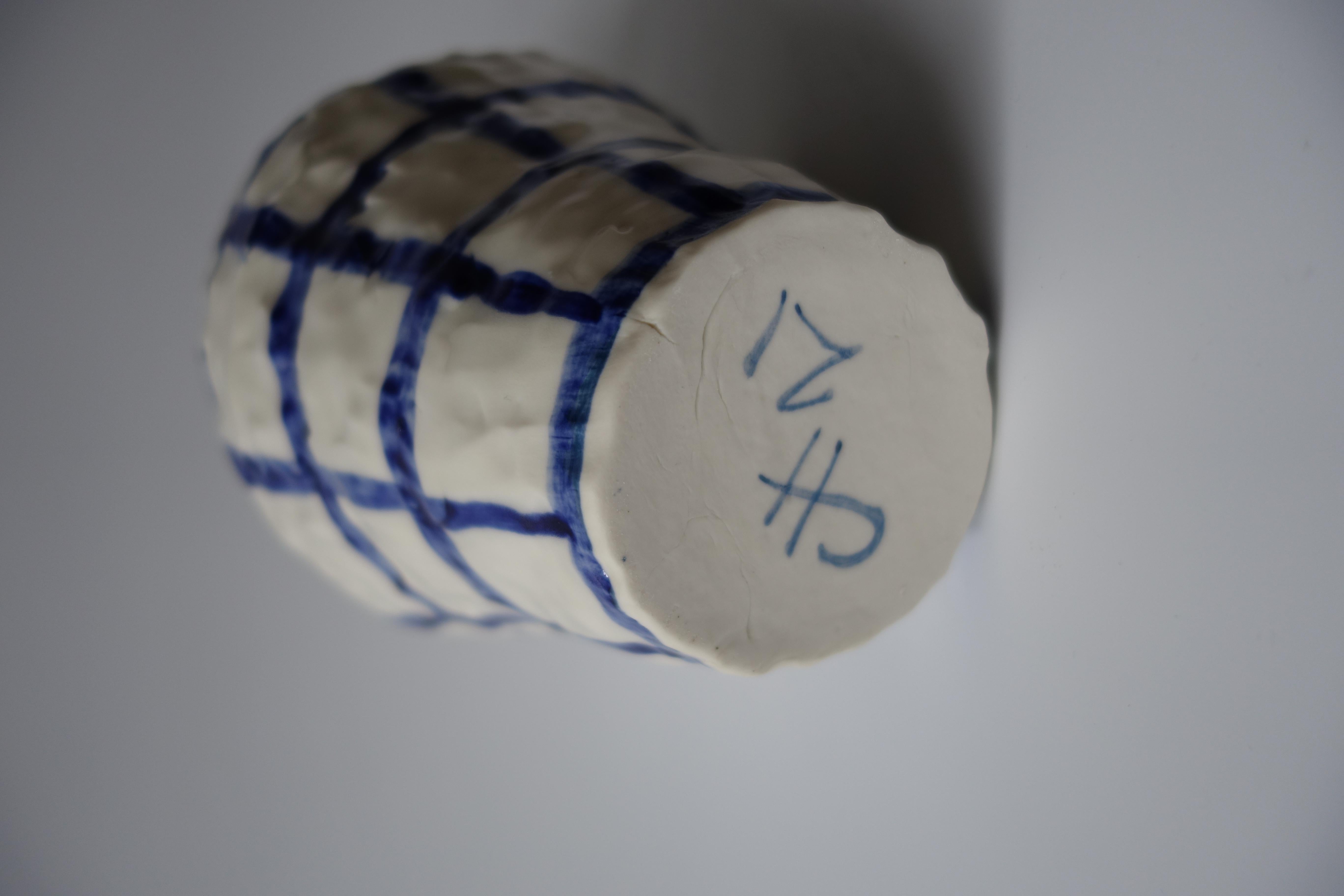 Vaso con dama di Caroline Harrius In condizioni Nuovo in vendita a Geneve, CH