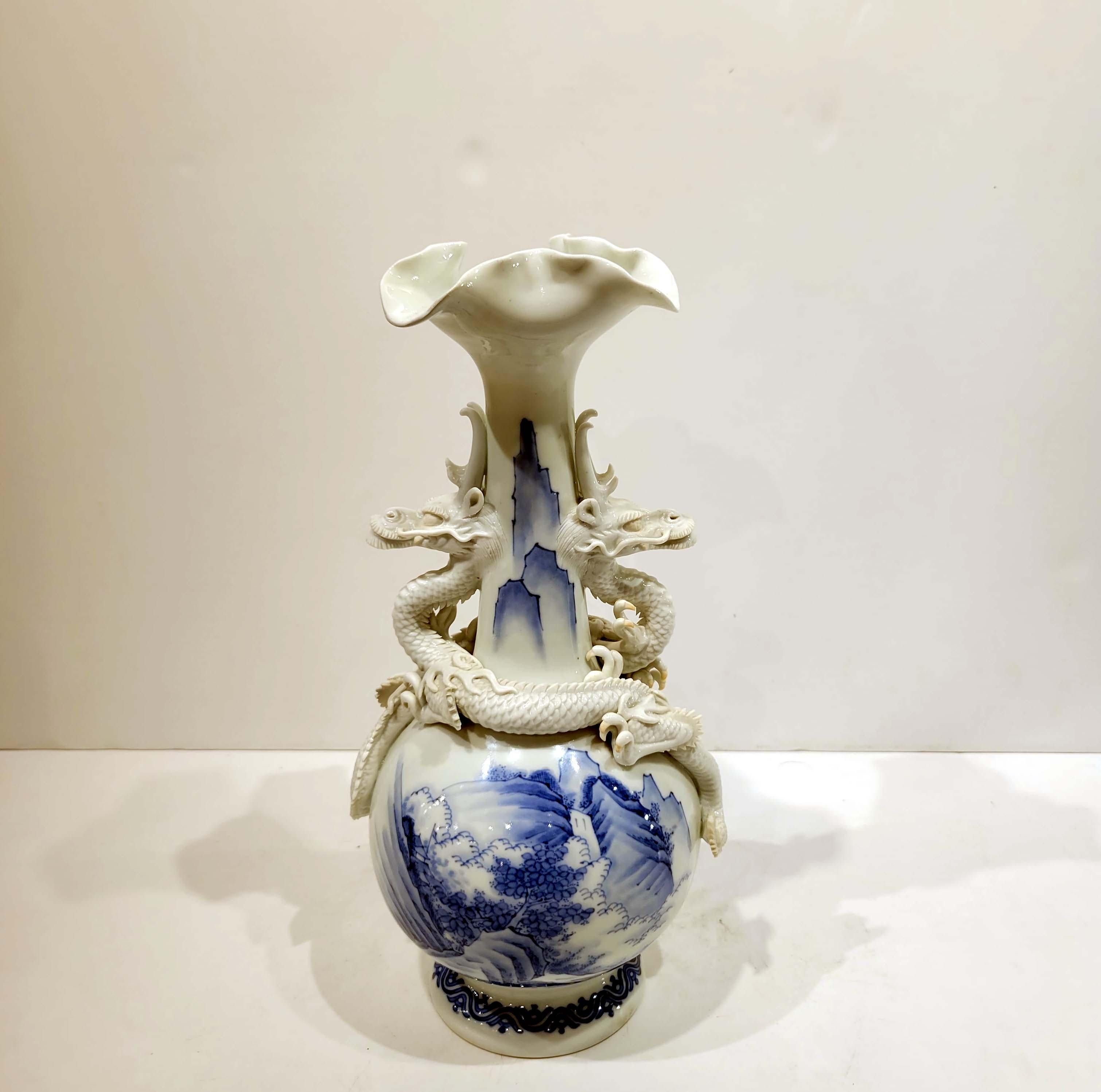 hirado vase