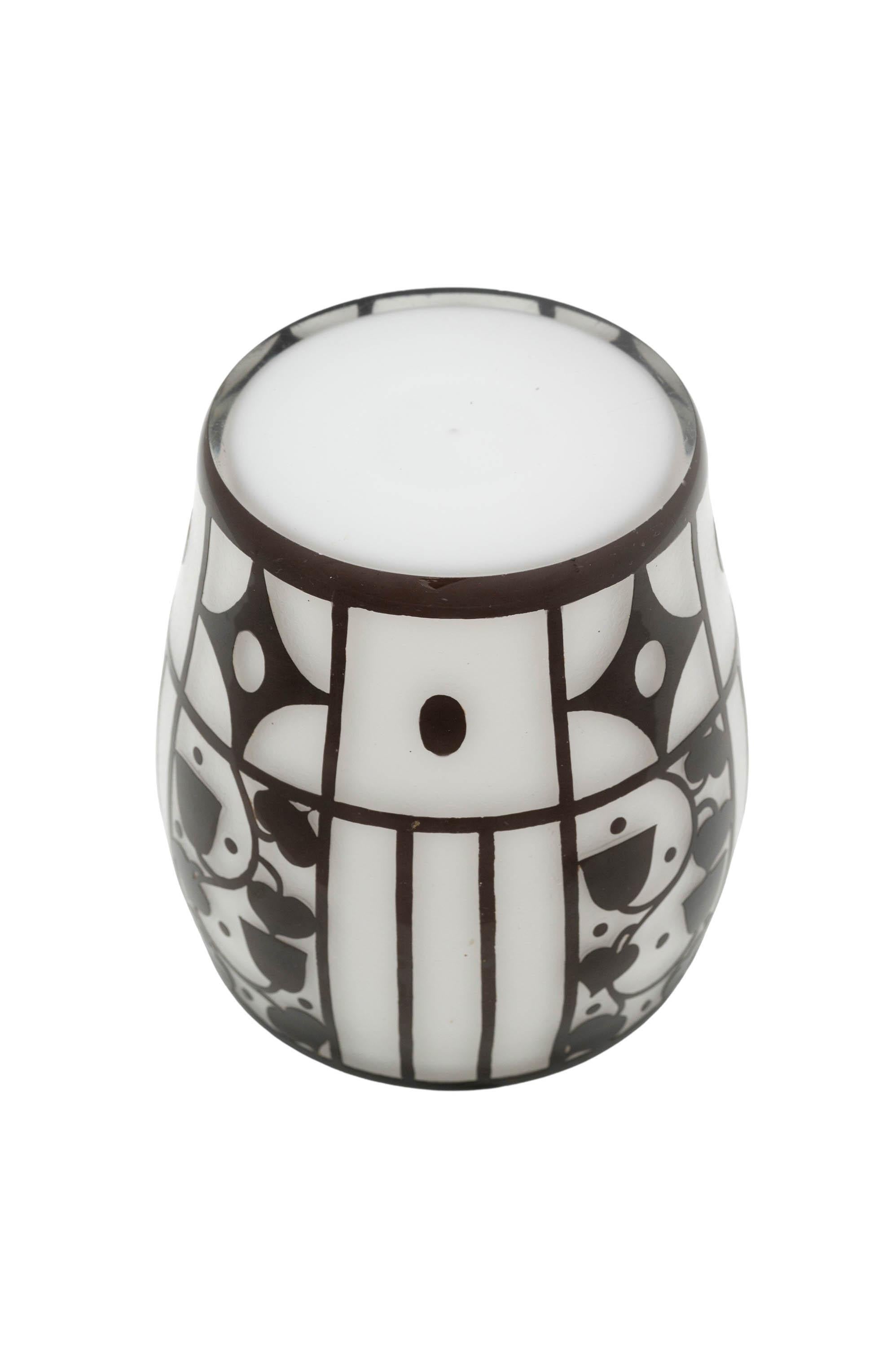 Etched Vase with etched Decoration Josef Hoffmann Loetz ca. 1911 Jugendstil Black White For Sale