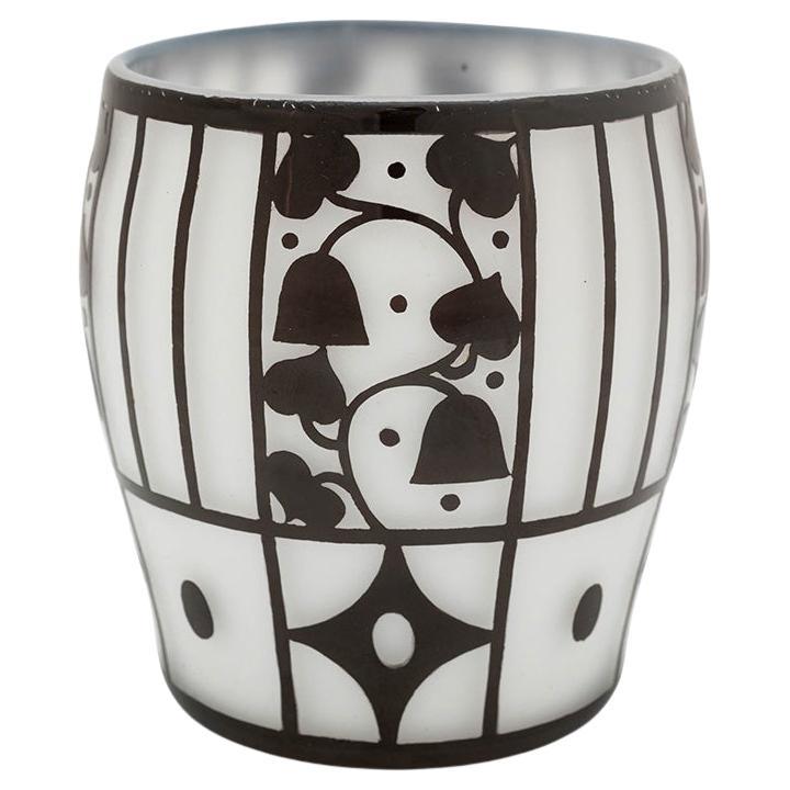 Vase with etched Decoration Josef Hoffmann Loetz ca. 1911 Jugendstil Black White