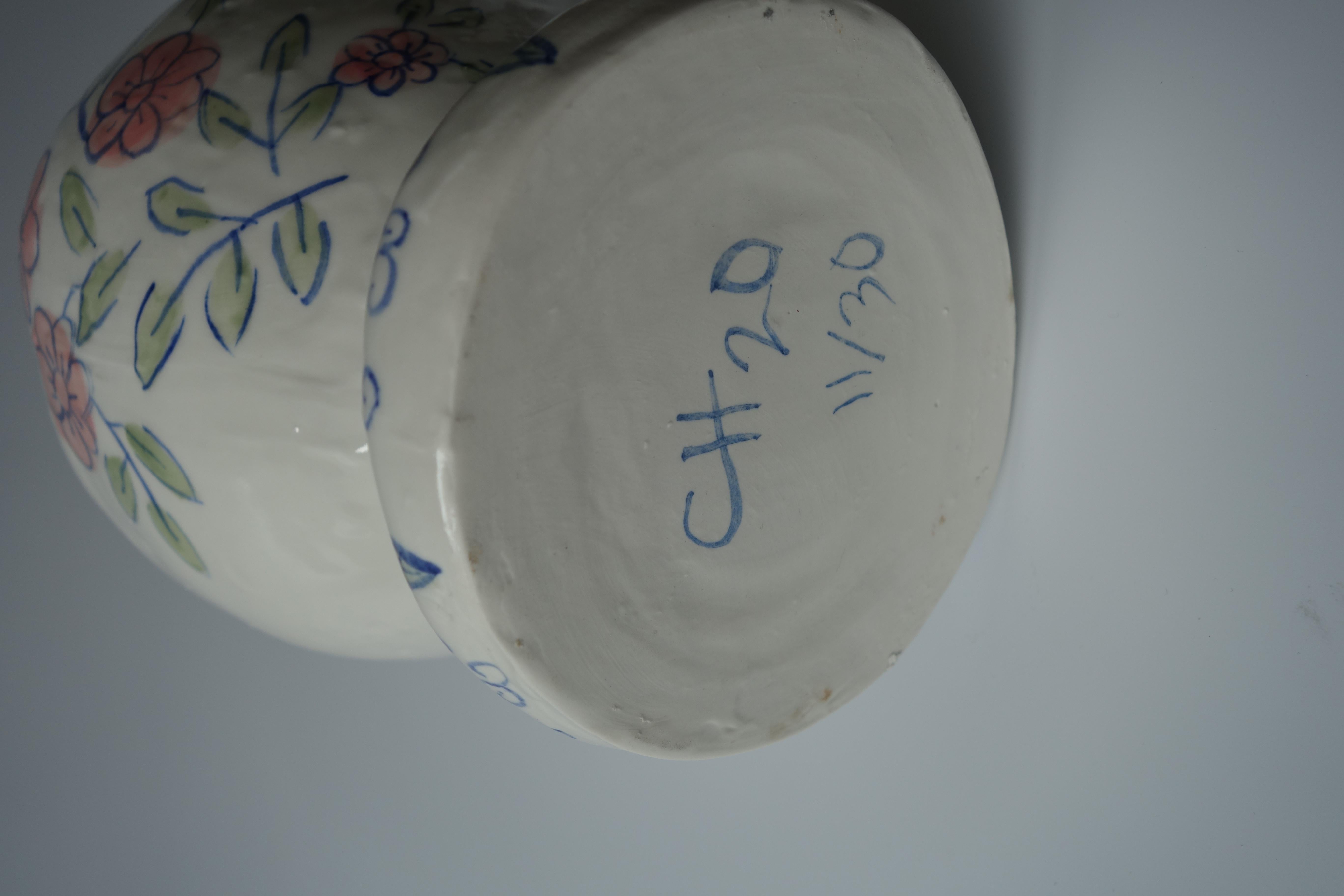 Svedese Vaso con fiori di Caroline Harrius in vendita