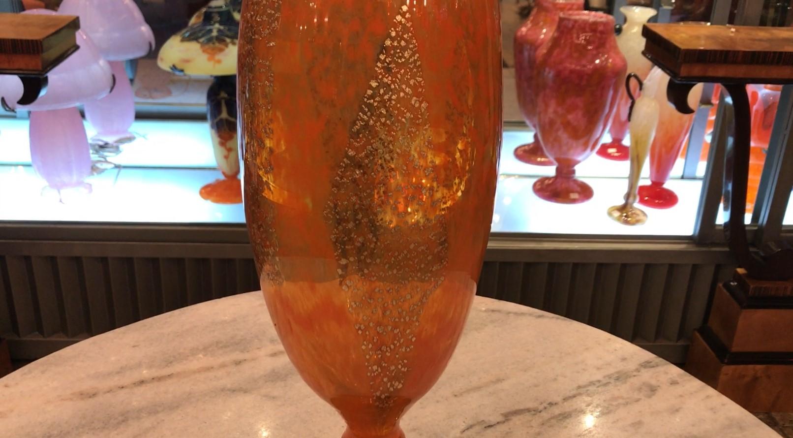 Vase with gold, Sign: Daum Nancy France, Style: Art Deco For Sale 13