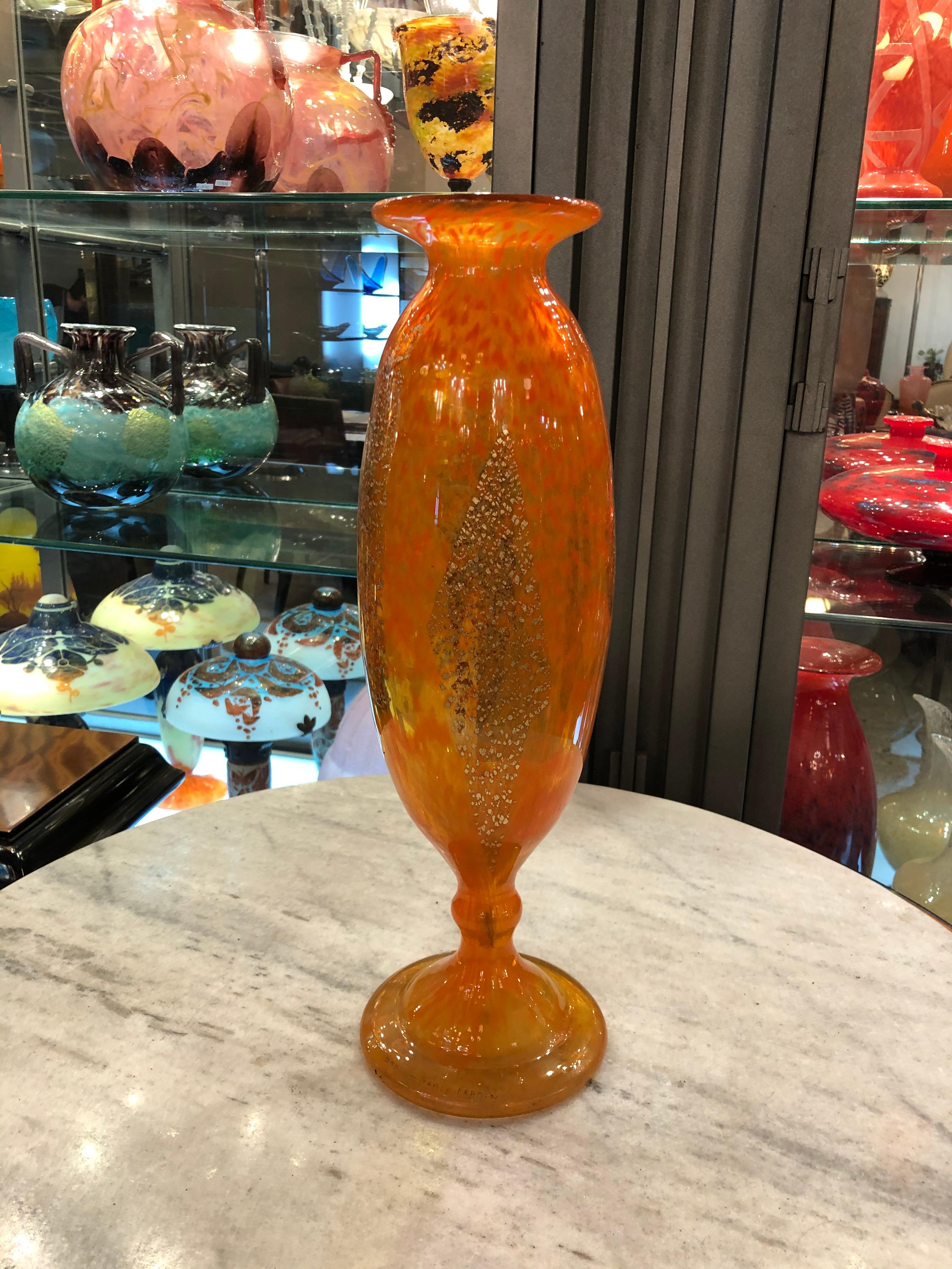 Vase with gold, Sign: Daum Nancy France, Style: Art Deco For Sale 3