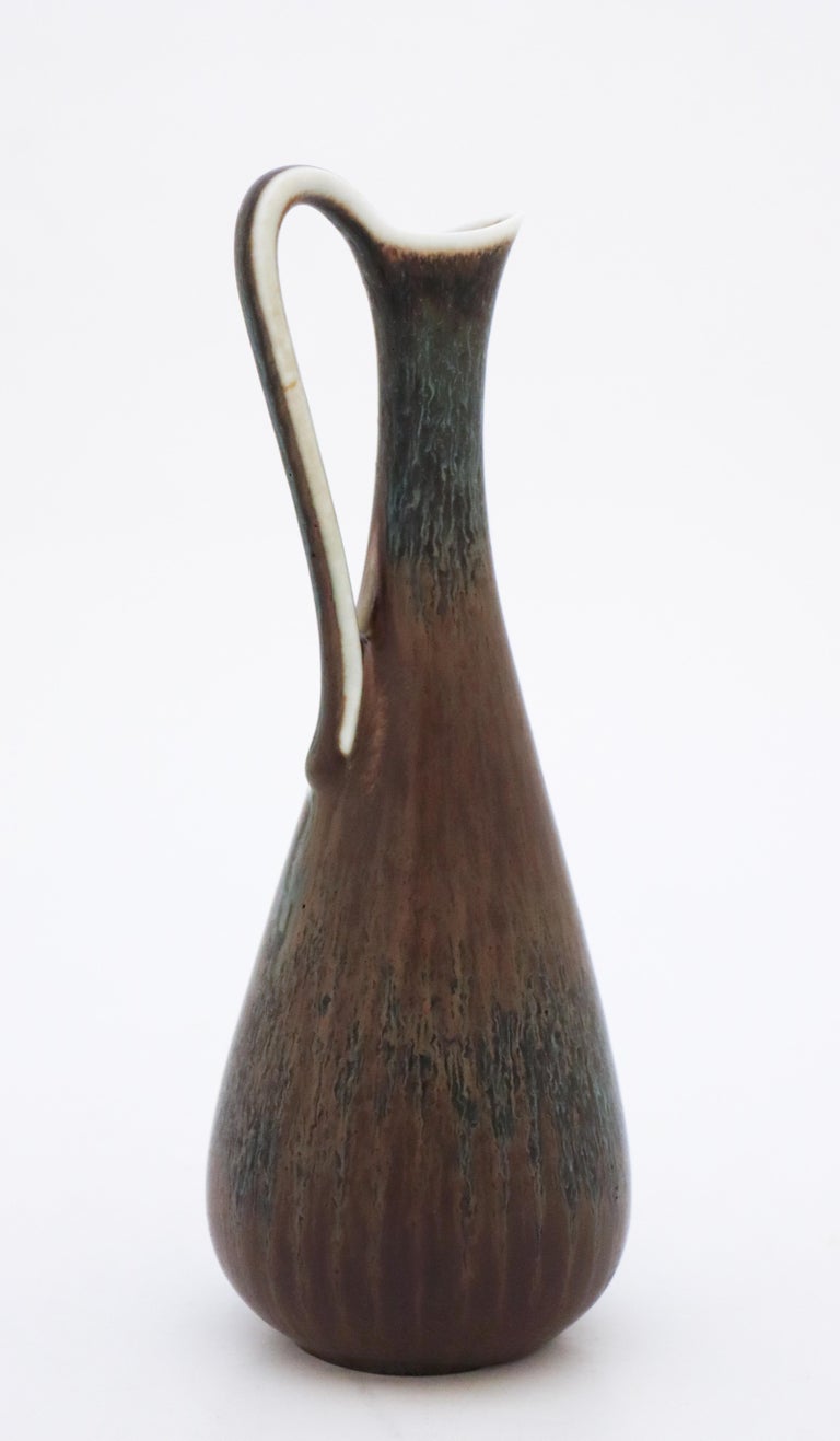Scandinavian Modern Vase with Handle, Gunnar Nylund, Rörstrand, 1950s, Mid Century Vintage For Sale