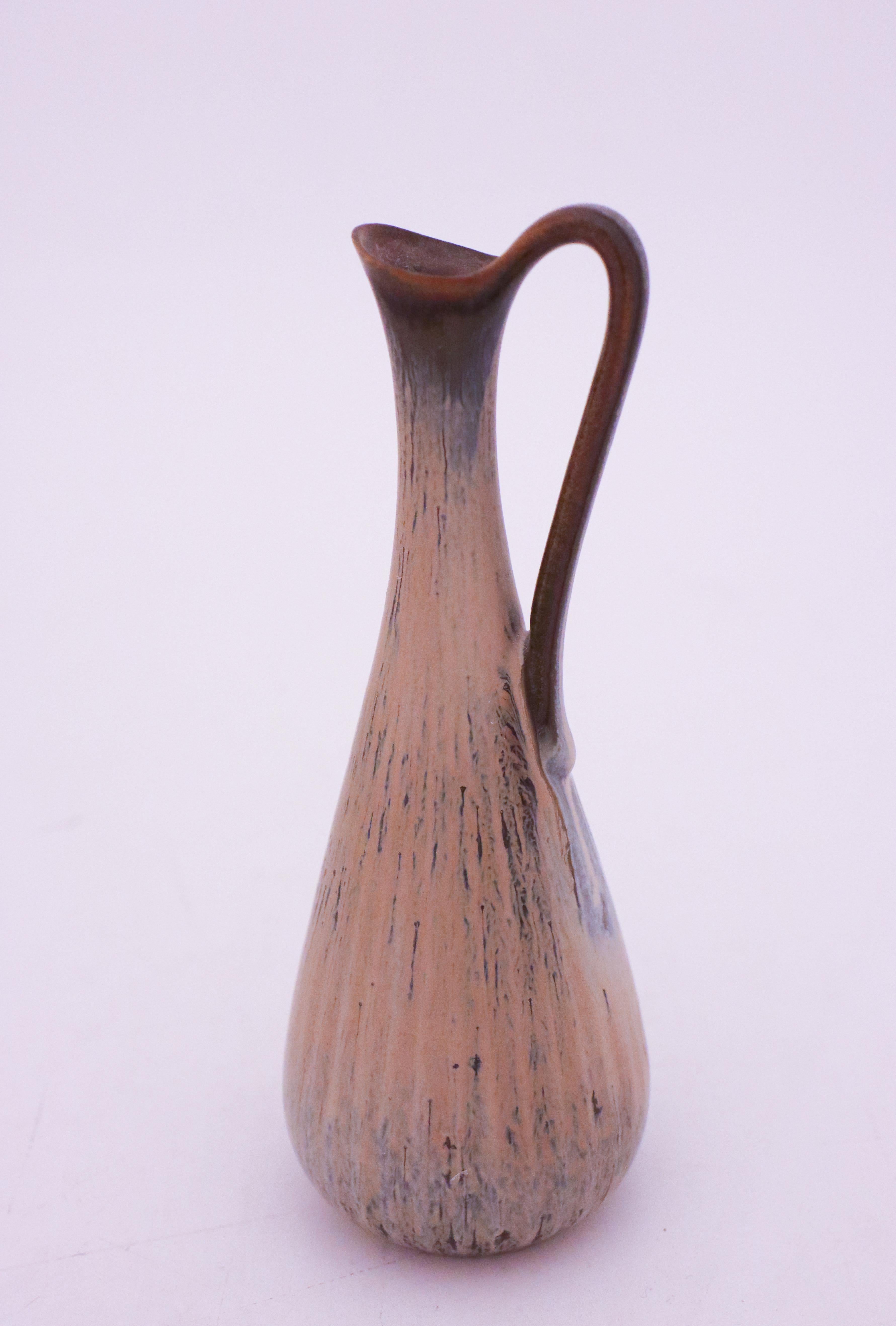 Scandinavian Modern Vase with Handle, Gunnar Nylund, Rörstrand, 1950s, Mid Century Vintage For Sale