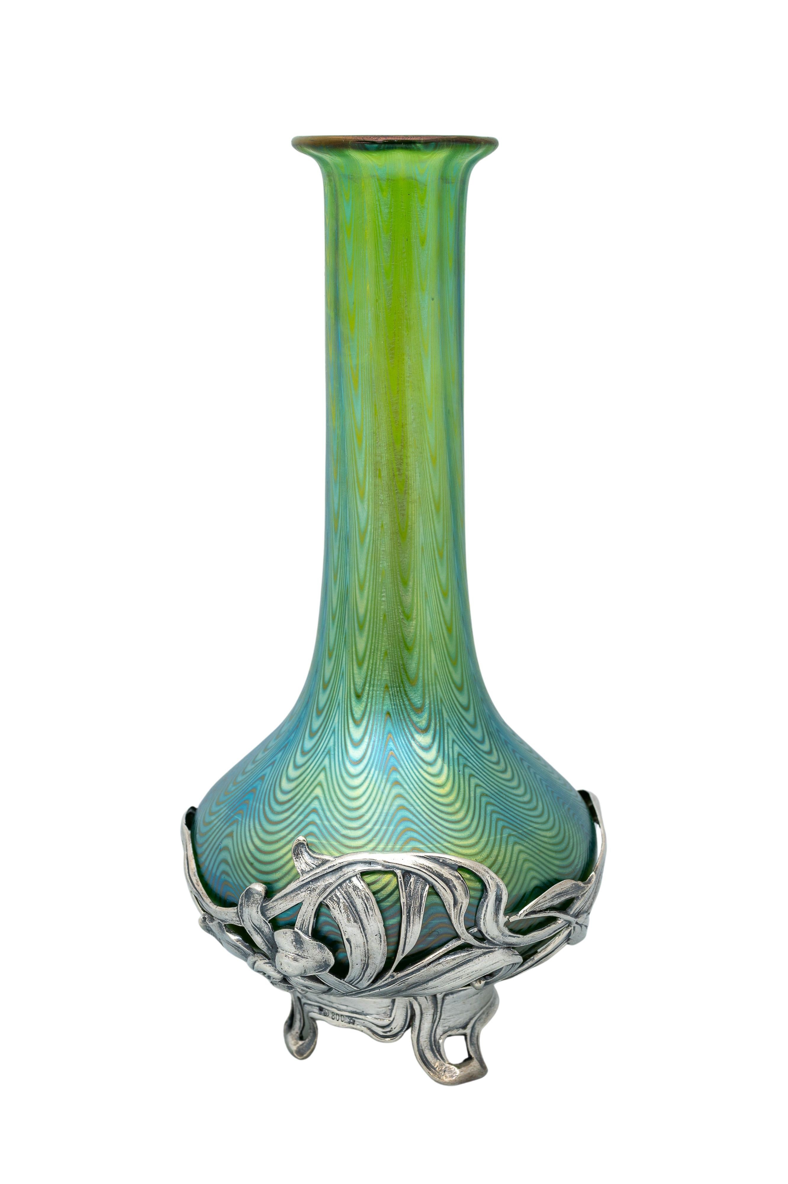 Jarrón con montura de plata Johann Loetz Witwe PG 6893 Decoración de Creta ca. 1899 Art Nouveau en venta