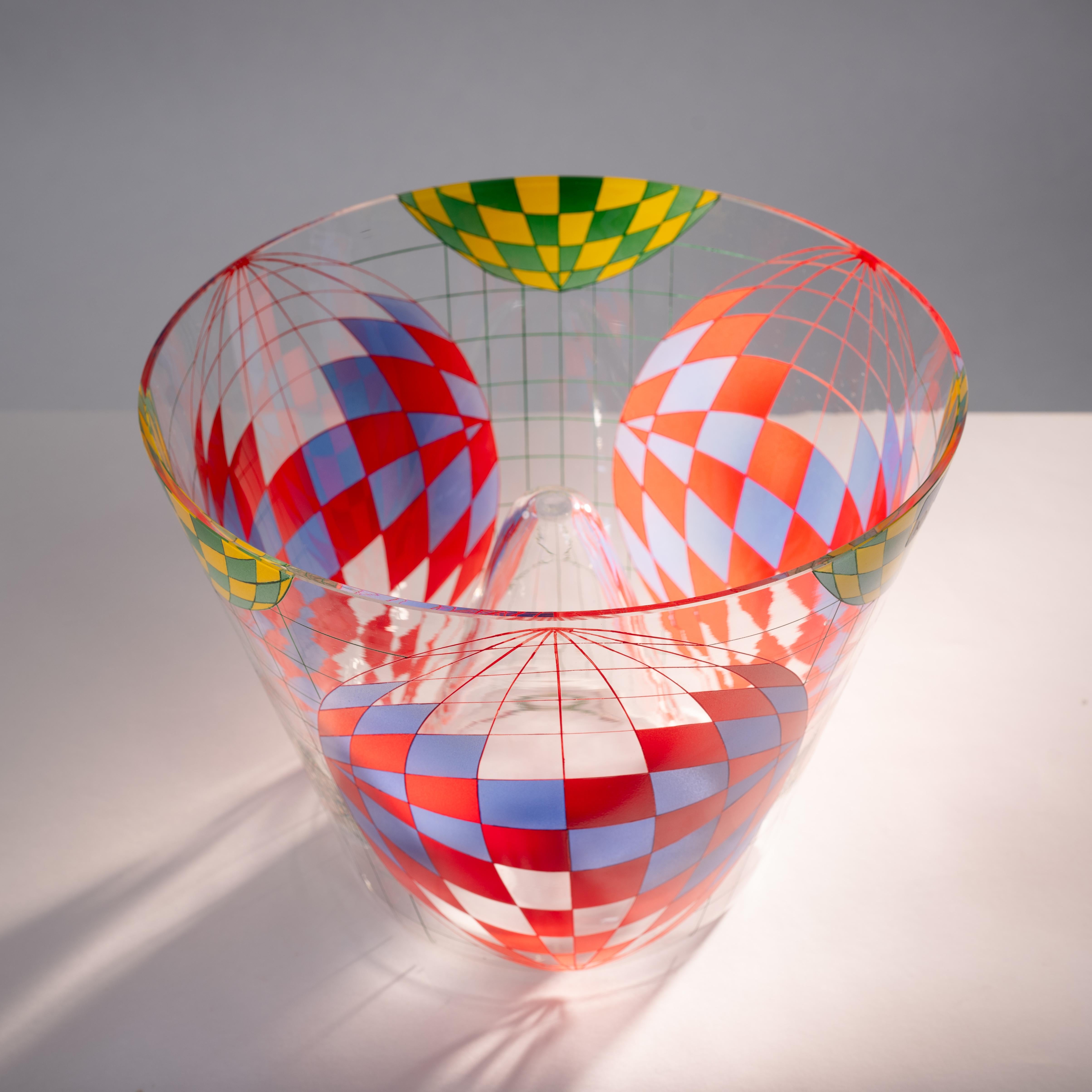 Vaso di ispirazione Kamenicky Senov Thomas Hora in vetro Malovana, Chech, 1999 in vendita 5