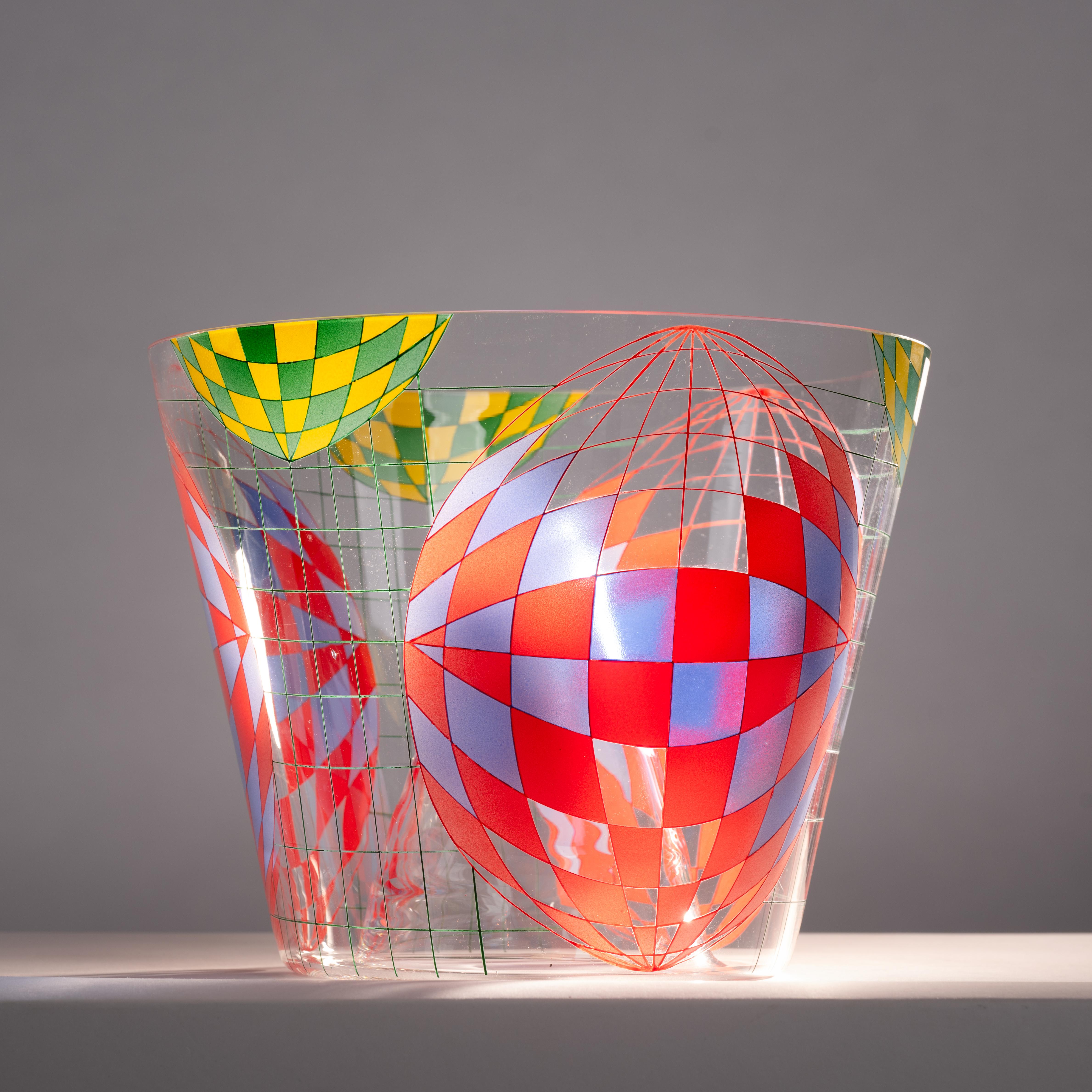 Ceco Vaso di ispirazione Kamenicky Senov Thomas Hora in vetro Malovana, Chech, 1999 in vendita