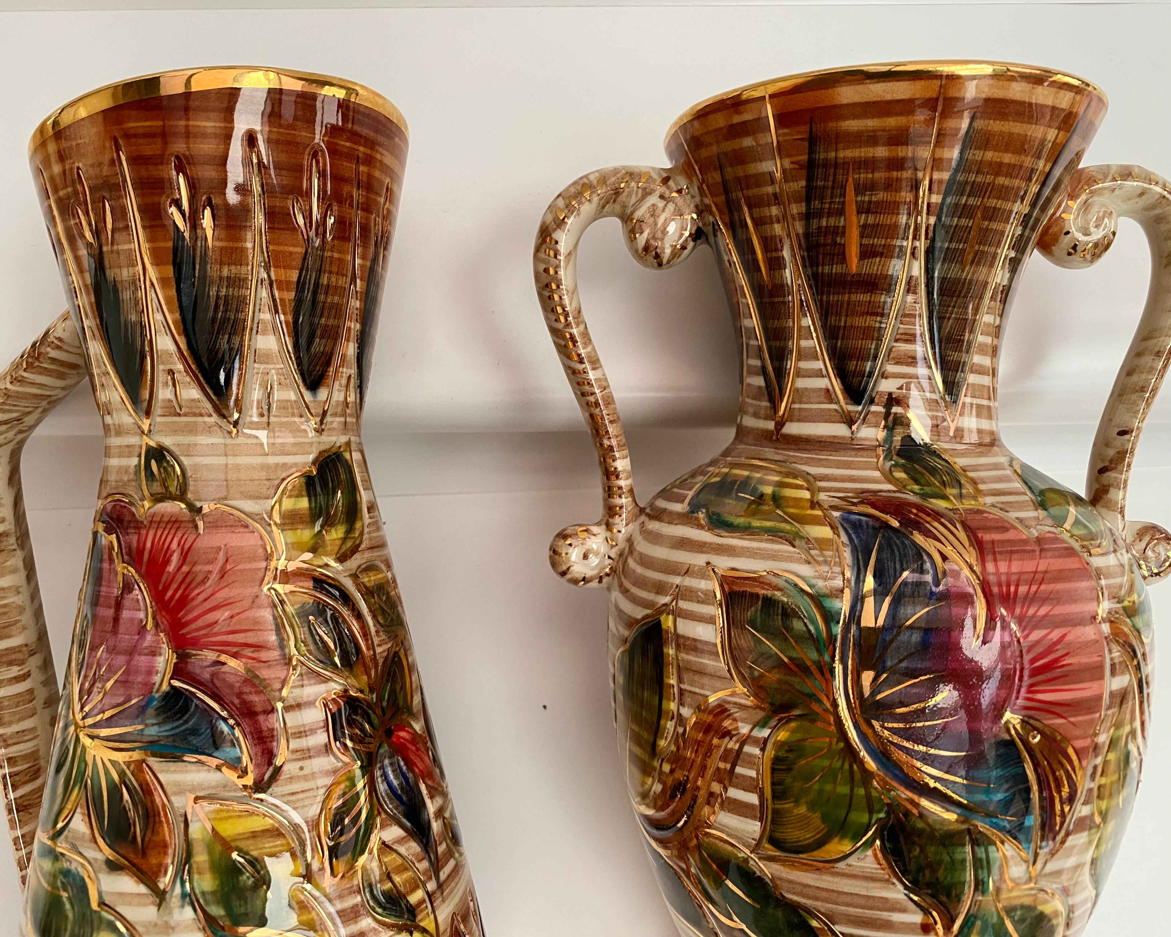 Mid-Century Modern Vases/aiguières HBEQUET des années 1960, peints à la main en céramique belge, ensemble 2 en vente