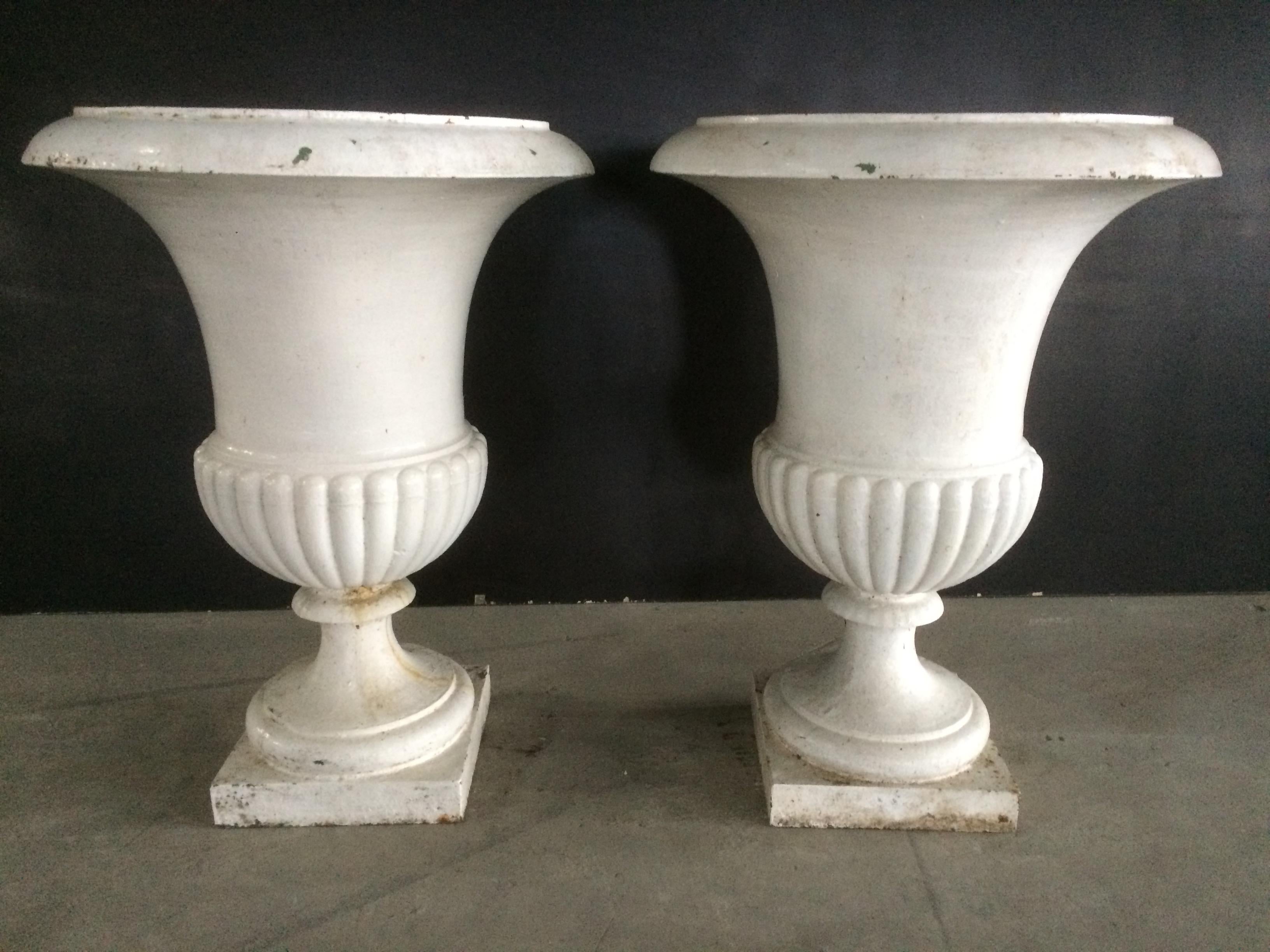 Hand-Crafted Vases ‘Pair’ Urns in Iron in 1800s from France For Sale