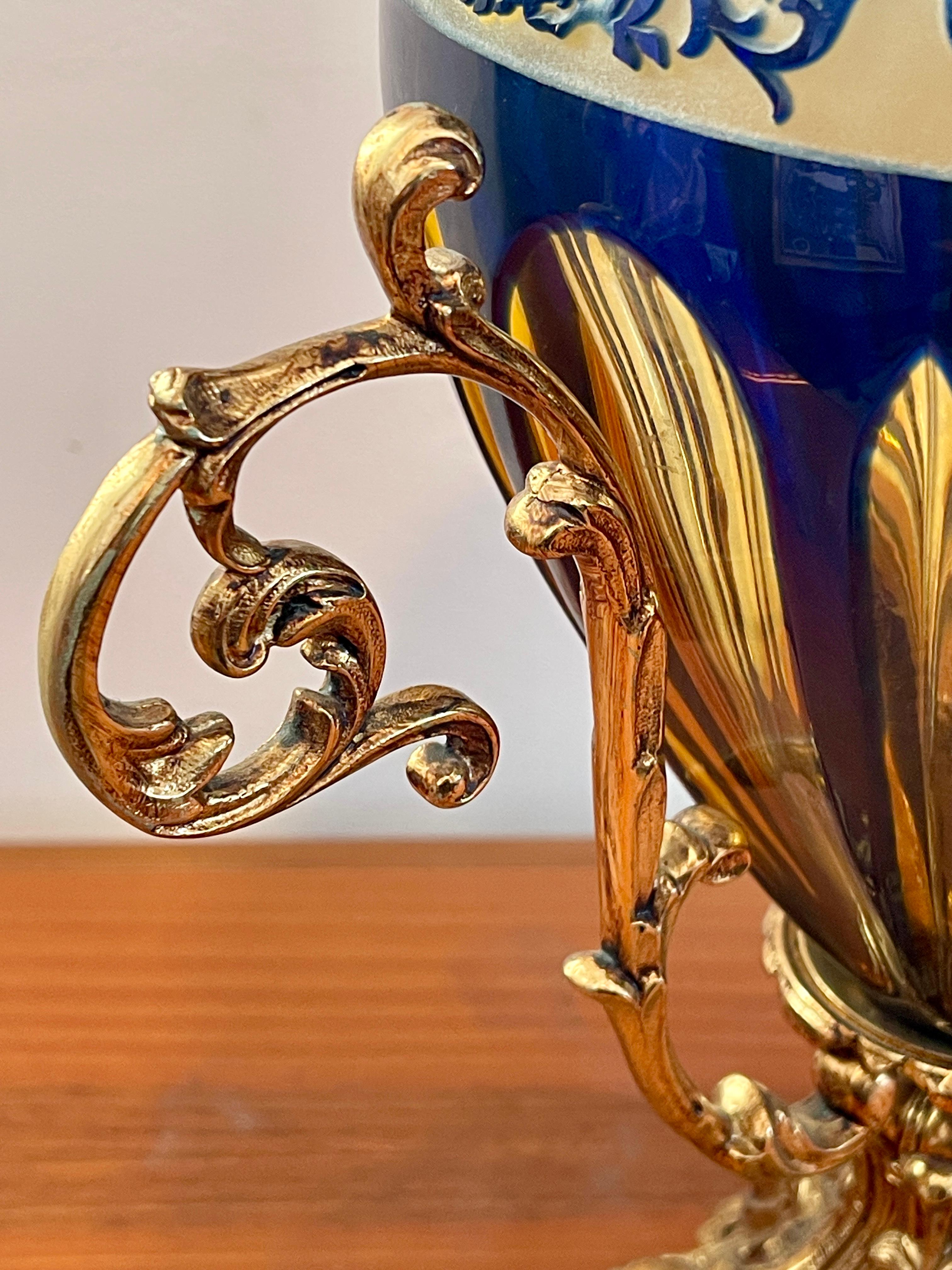 Fatto a mano Vasi anfora in cristallo e bronzo dorato firenze italia anni '90 in vendita