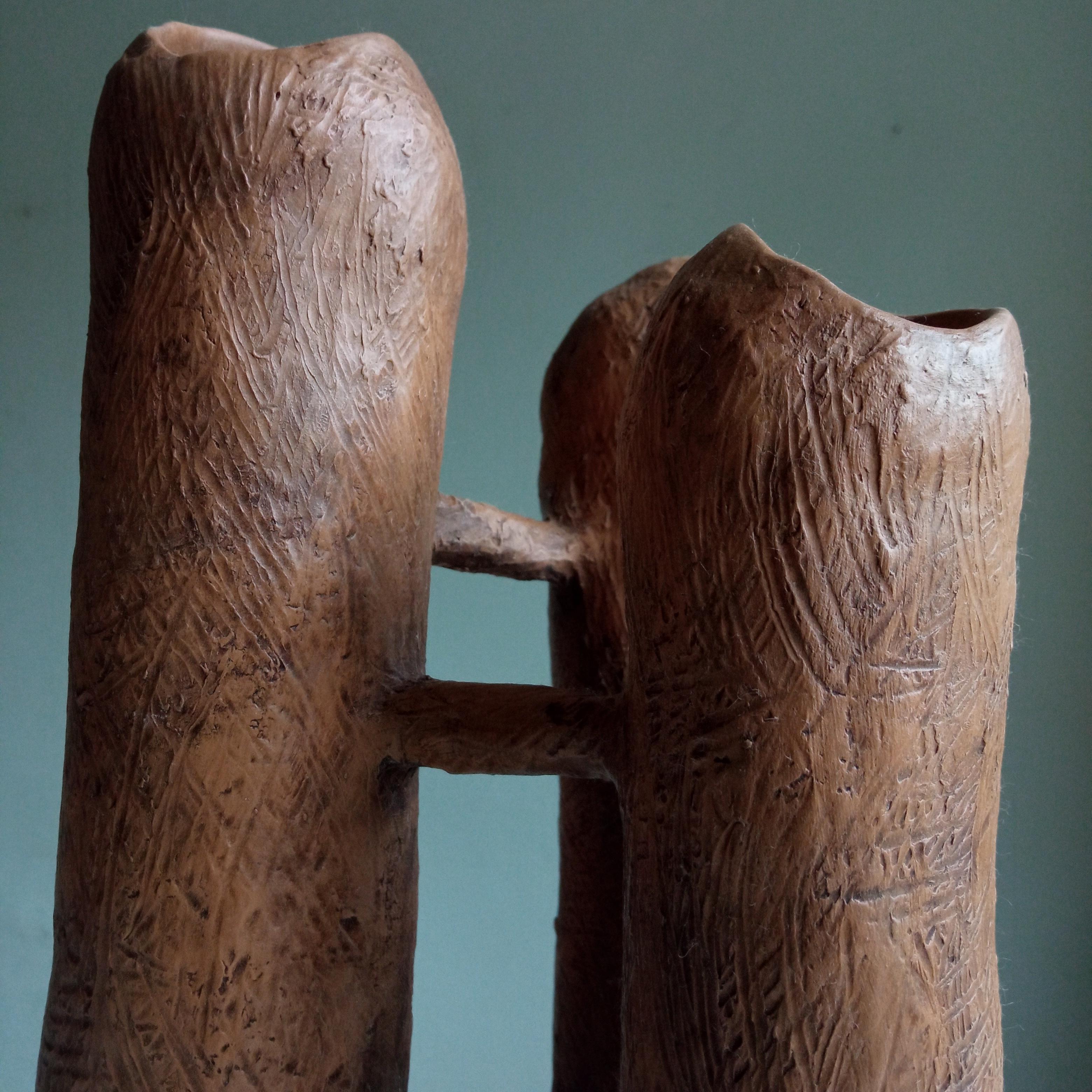 Jarrones comunicantes 2 elementos MARRON en terracota Siglo XXI by Chiara Berta Moderno en venta