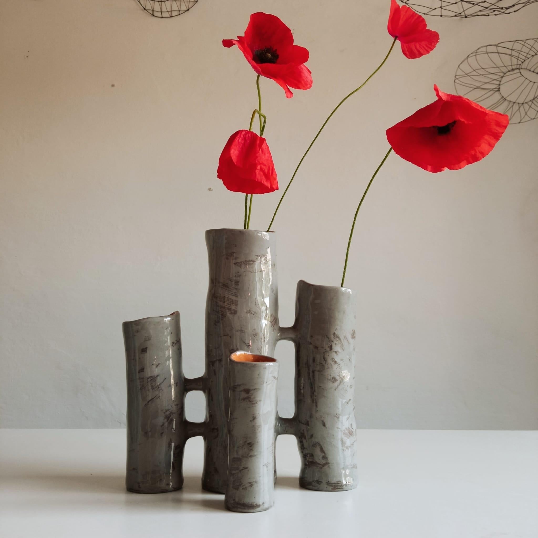 Vasi Comunicanti 4 elements LIGHT PINK in ceramic XXI Century by Chiara Berta in vendita 2