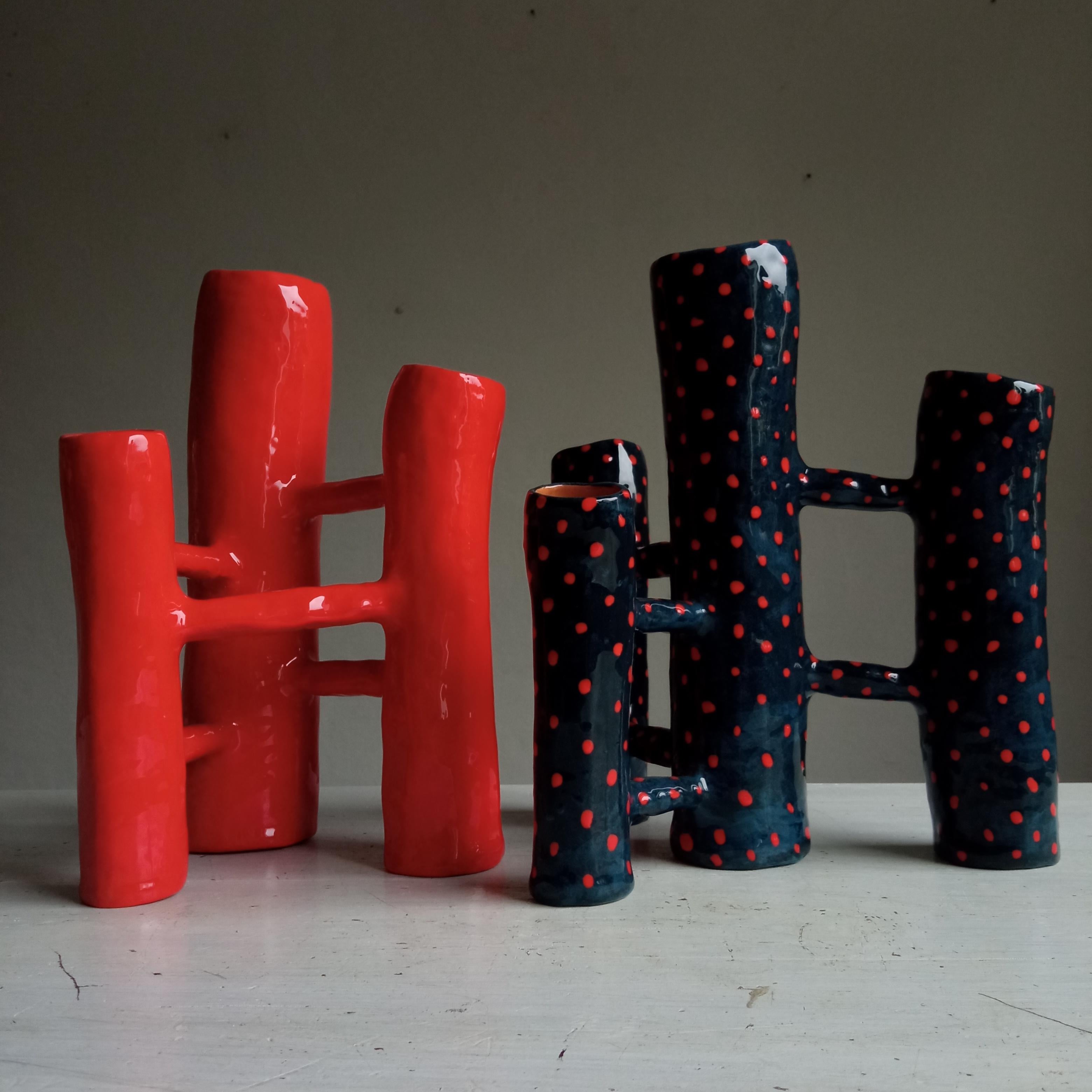 Italian Vases communicants 4 éléments POIS  dans la céramique du XXIe siècle par Chiara Berta en vente