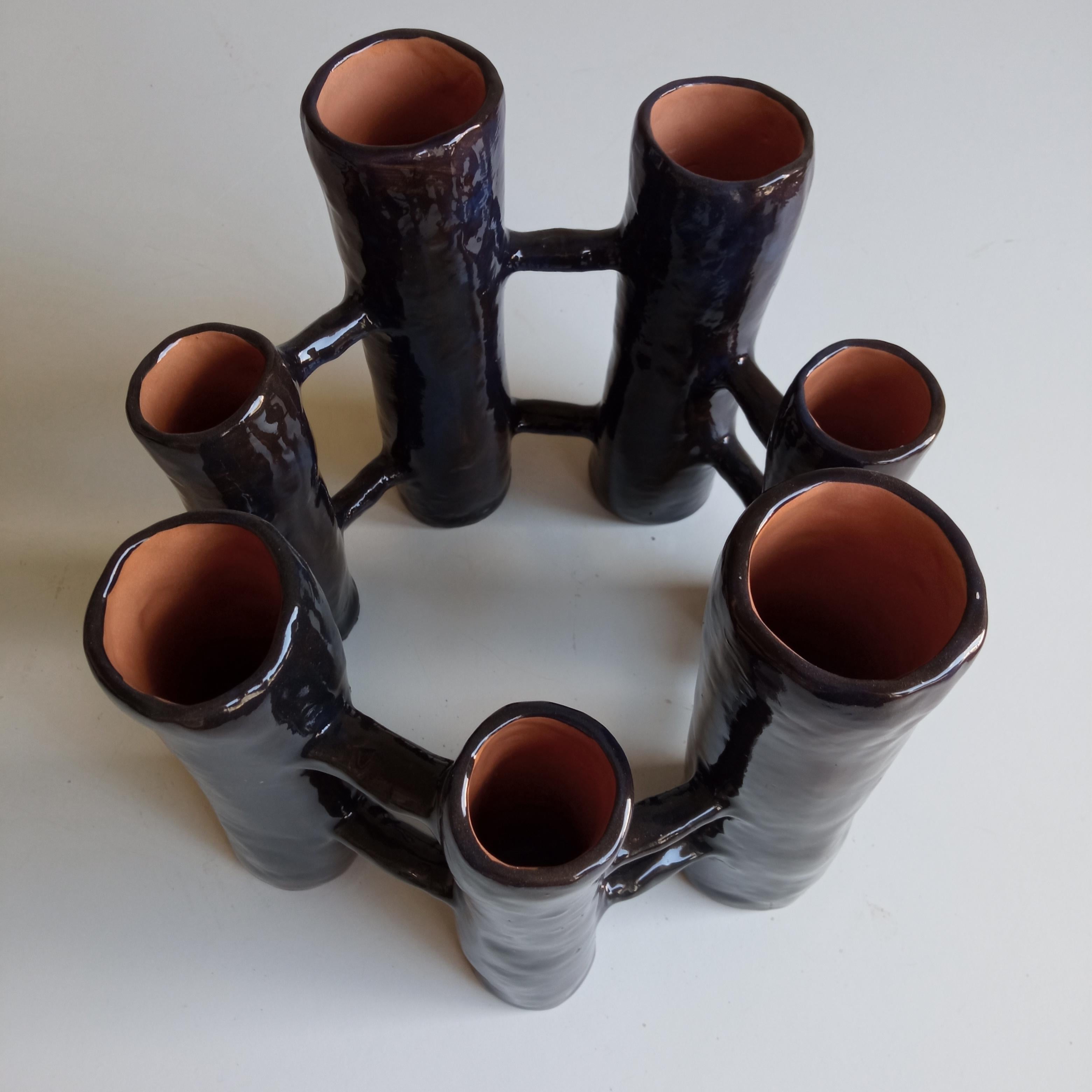 Contemporain Vasi Comunicanti 7 éléments ronds BLEU en céramique XXIème siècle par Chiara Berta en vente