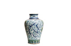 Vasi decorativi in Cloisonné Cinese con Simboli di Prosperità e Armonia