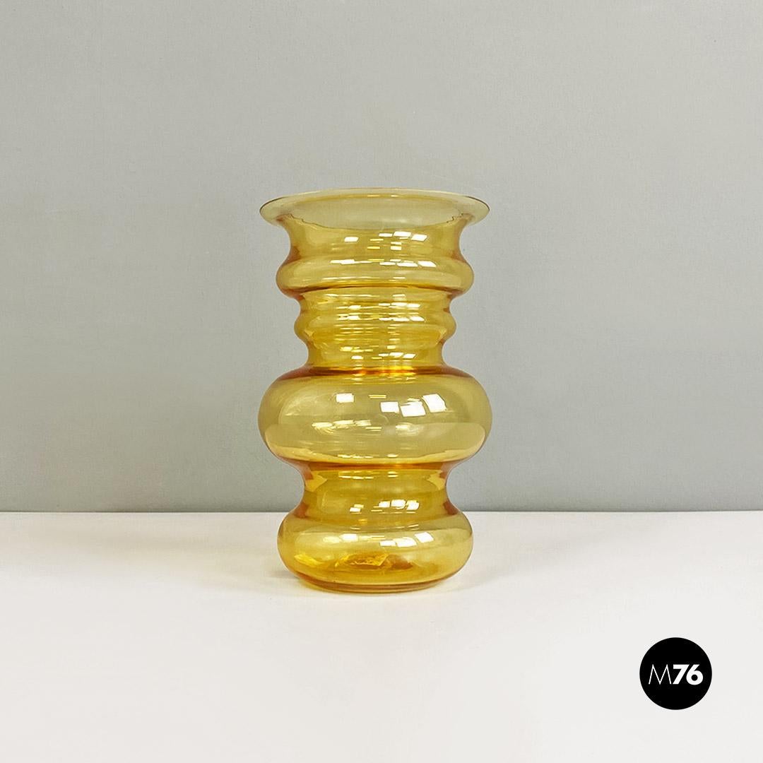 Vasen aus mundgeblasenem gelben Murano-Glas, italienische Moderne, 1970er Jahre, von Carlo Nason im Angebot 5