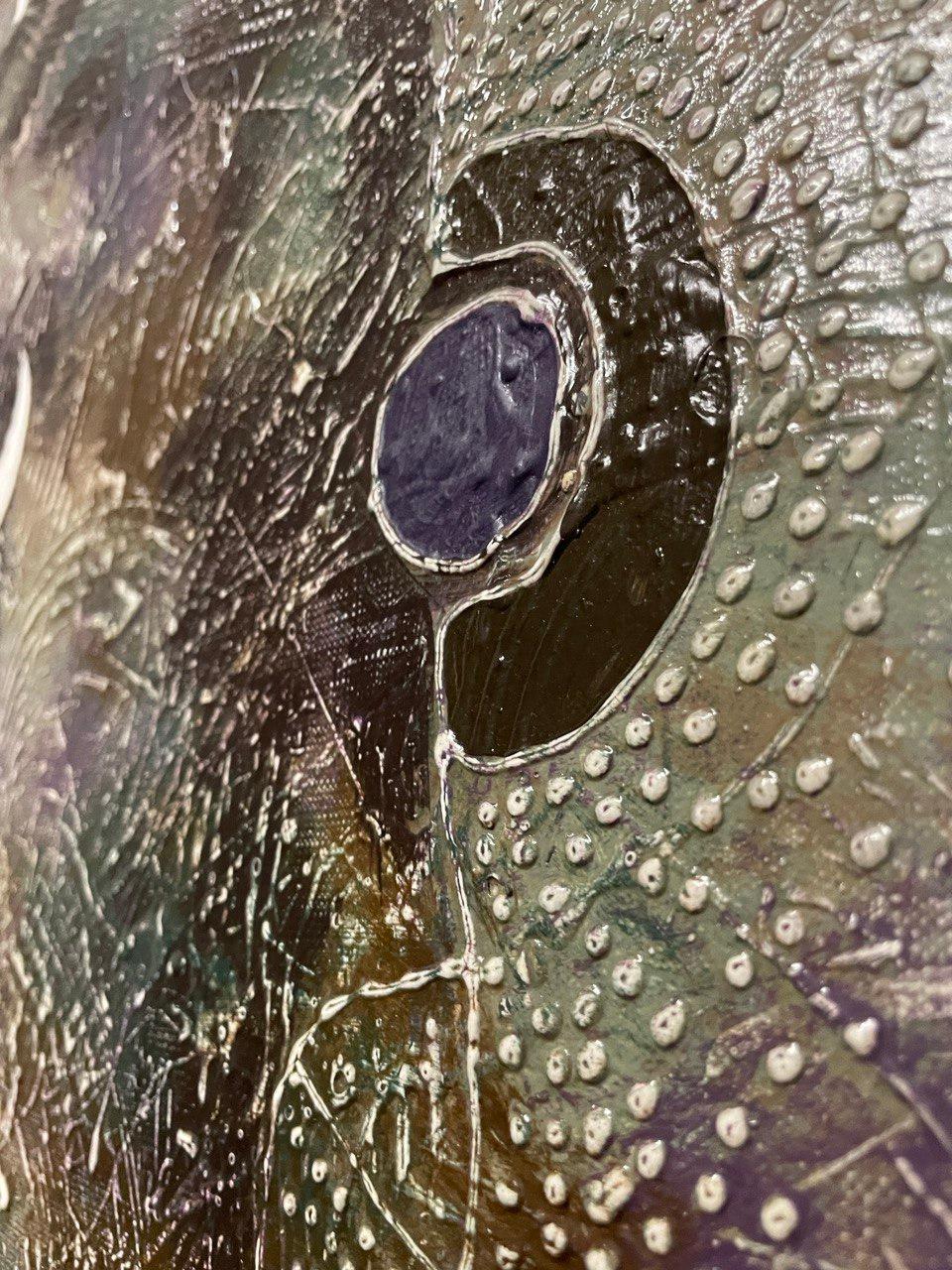 La pittura è realizzata secondo la tecnica dell'autore di Vasily Zianko a base di pittura acrilica su tela utilizzando una varietà di texture, lavaggi, velature finissime, contorni volumetrici. L'opera d'arte è leggibile al tatto per i non vedenti e