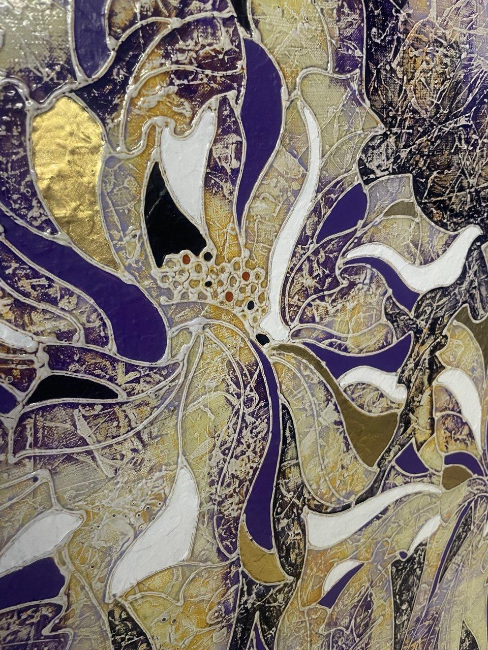 LA LUZ DE IRIS. de Vasili Zianko, técnica de volumen-contorno del autor en venta 2