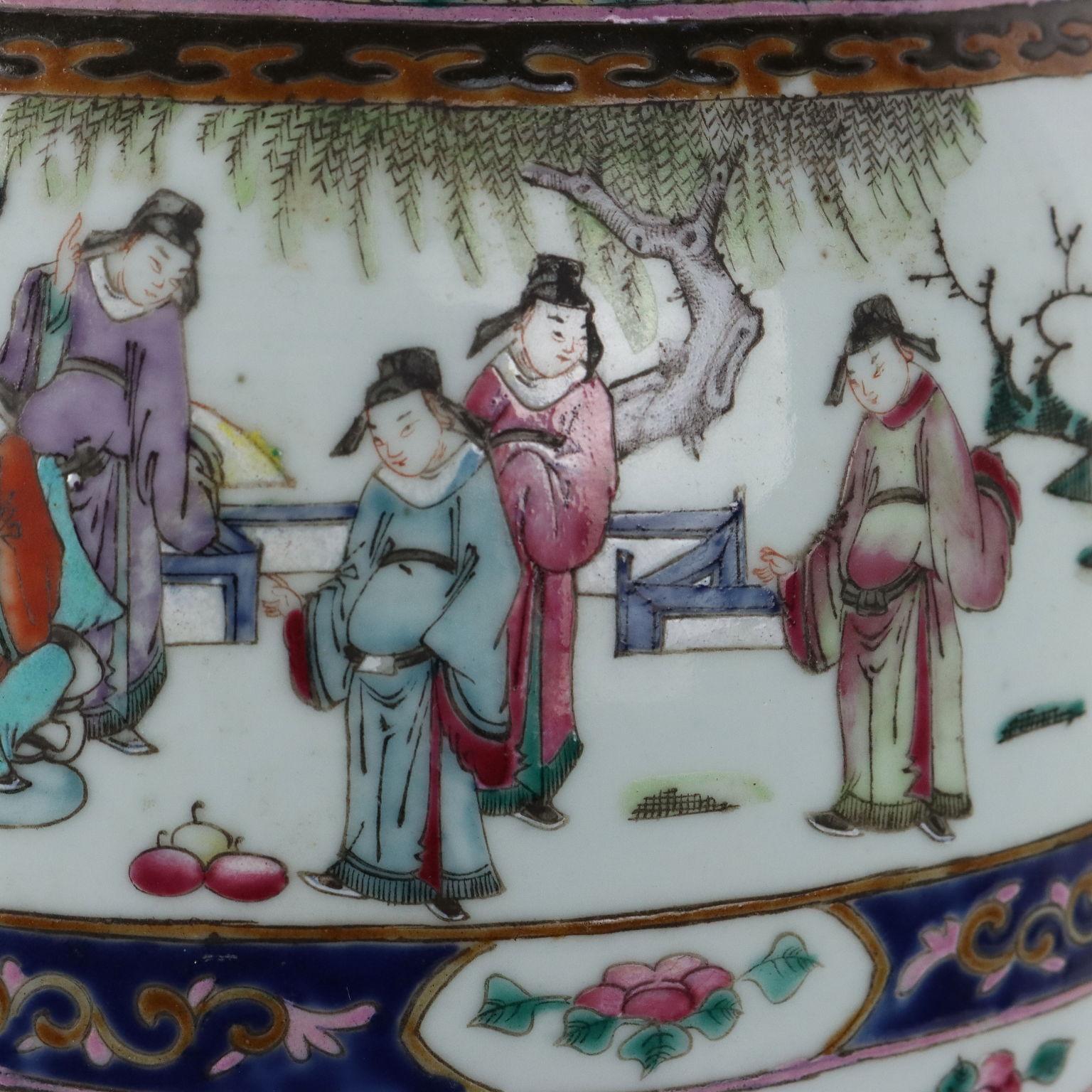 Early 20th Century Vaso a Balaustro in Porcellana Cina Epoca Guangxu (1875-1908)