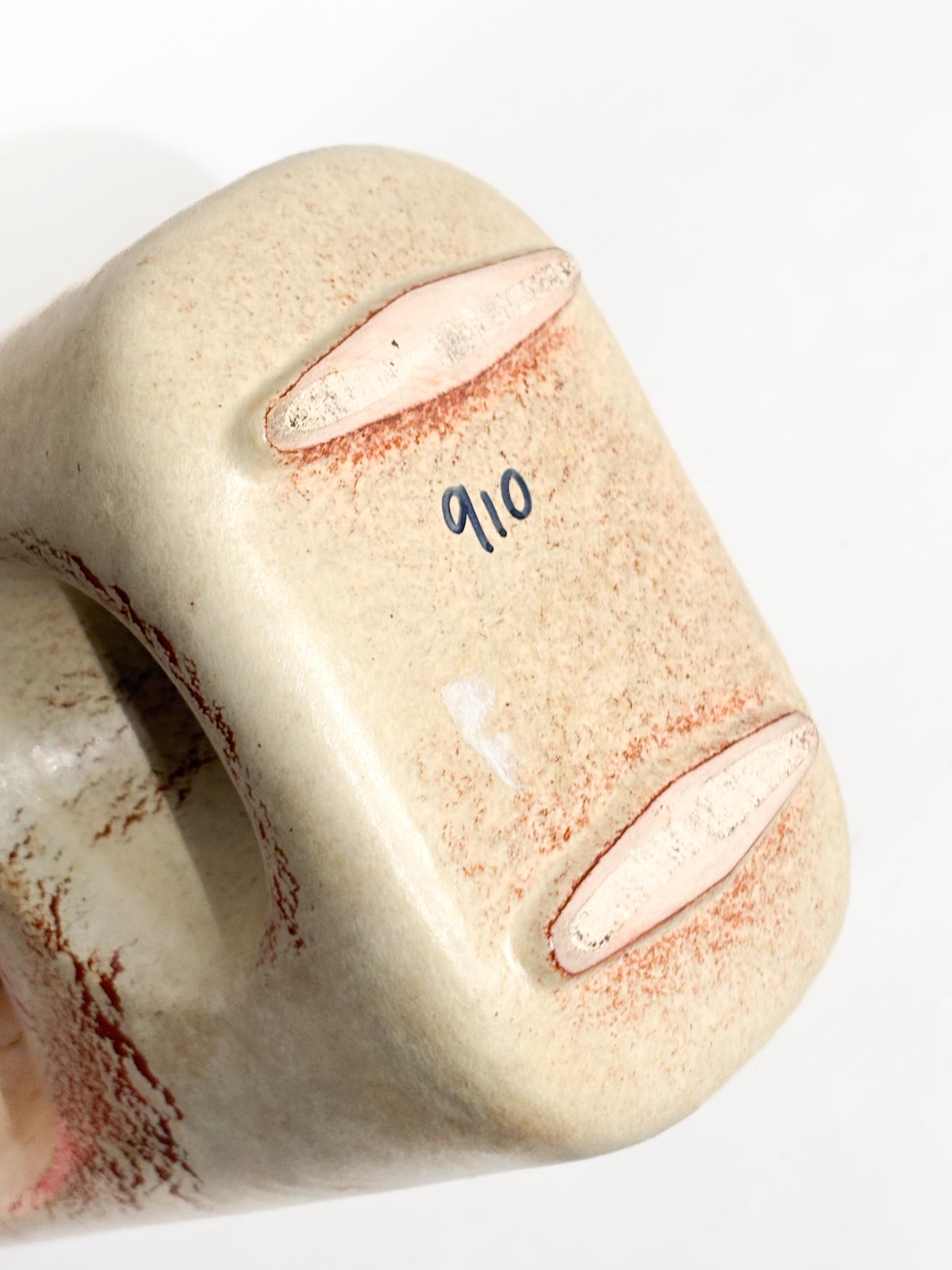 Vaso a Forma Astratta con Doppio Buco Anni 60 in vendita 4