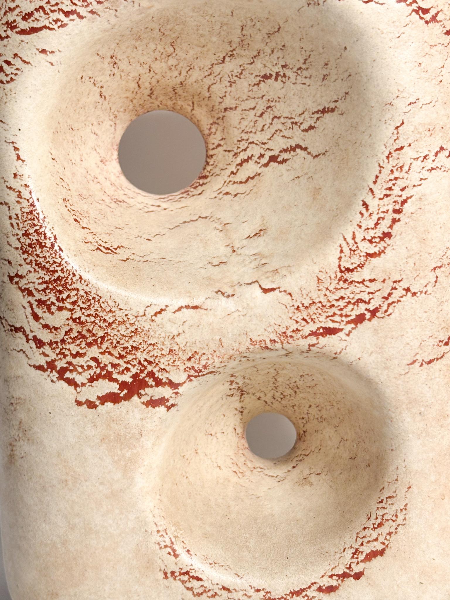 Vaso a Forma Astratta con Doppio Buco Anni 60 in vendita 5