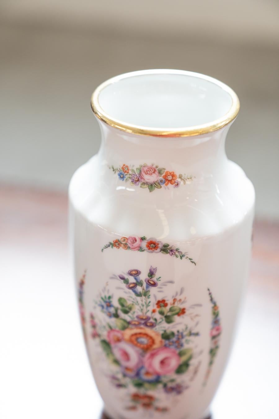 LIMOGES Vase in Form einer Amphore, Vintage    (French) im Angebot