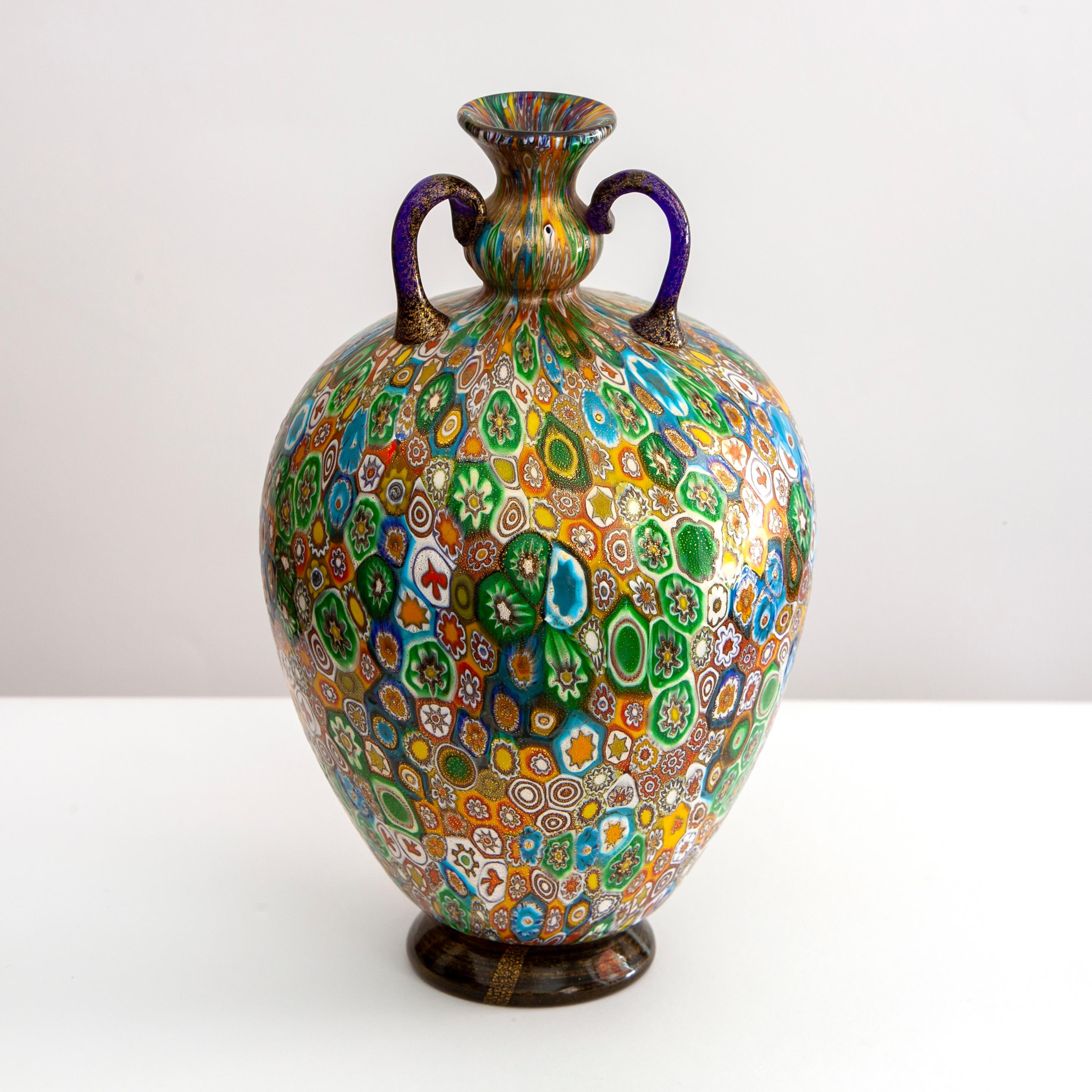 Vetro soffiato Vaso a murrine, produzione Vivarini Murano, anni '70 in vendita